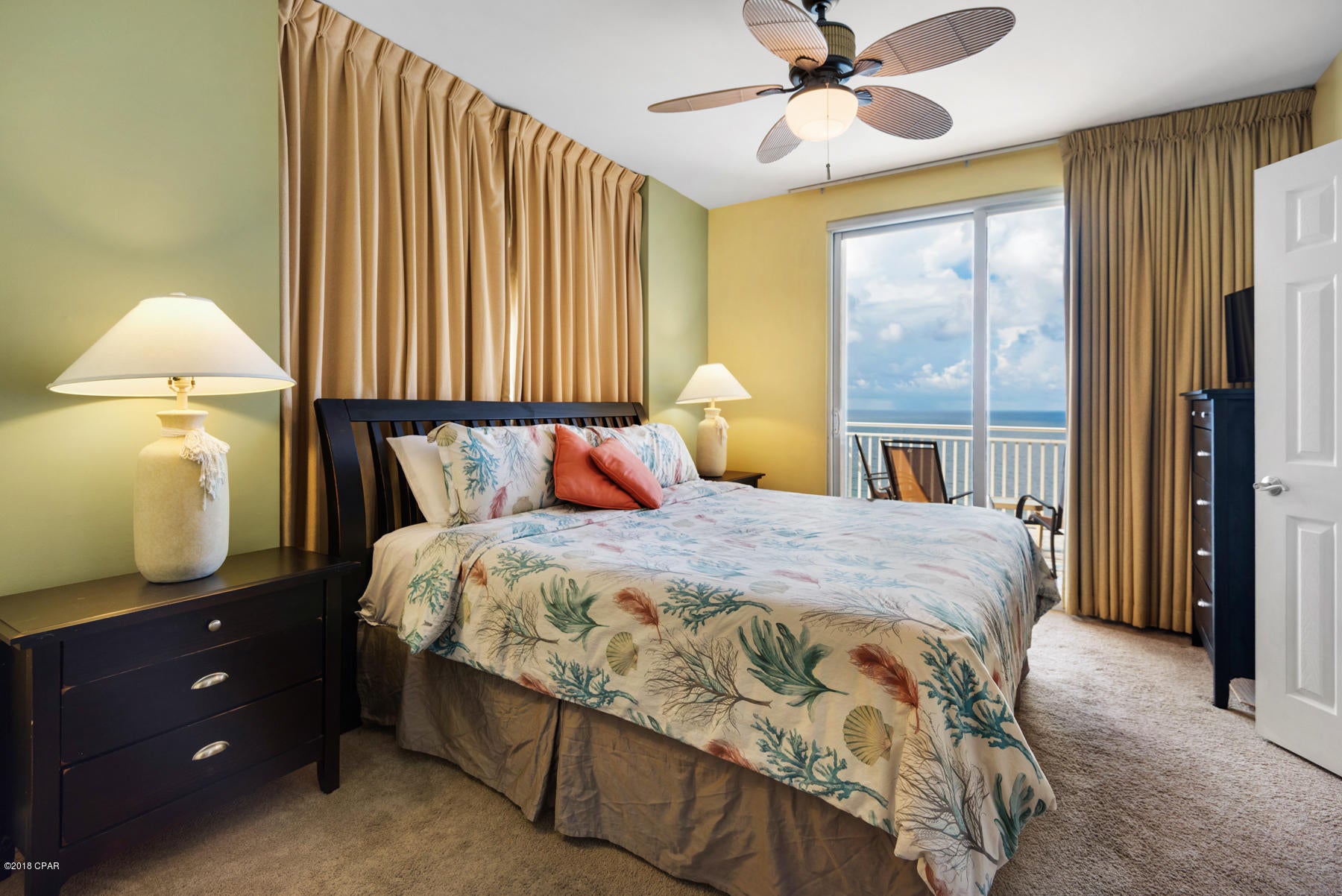 Splash Condo - Residential