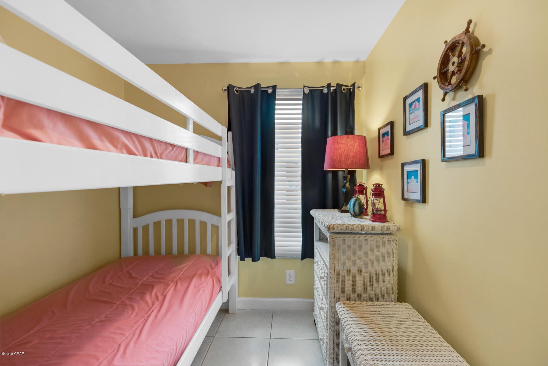 Splash Condo - Residential