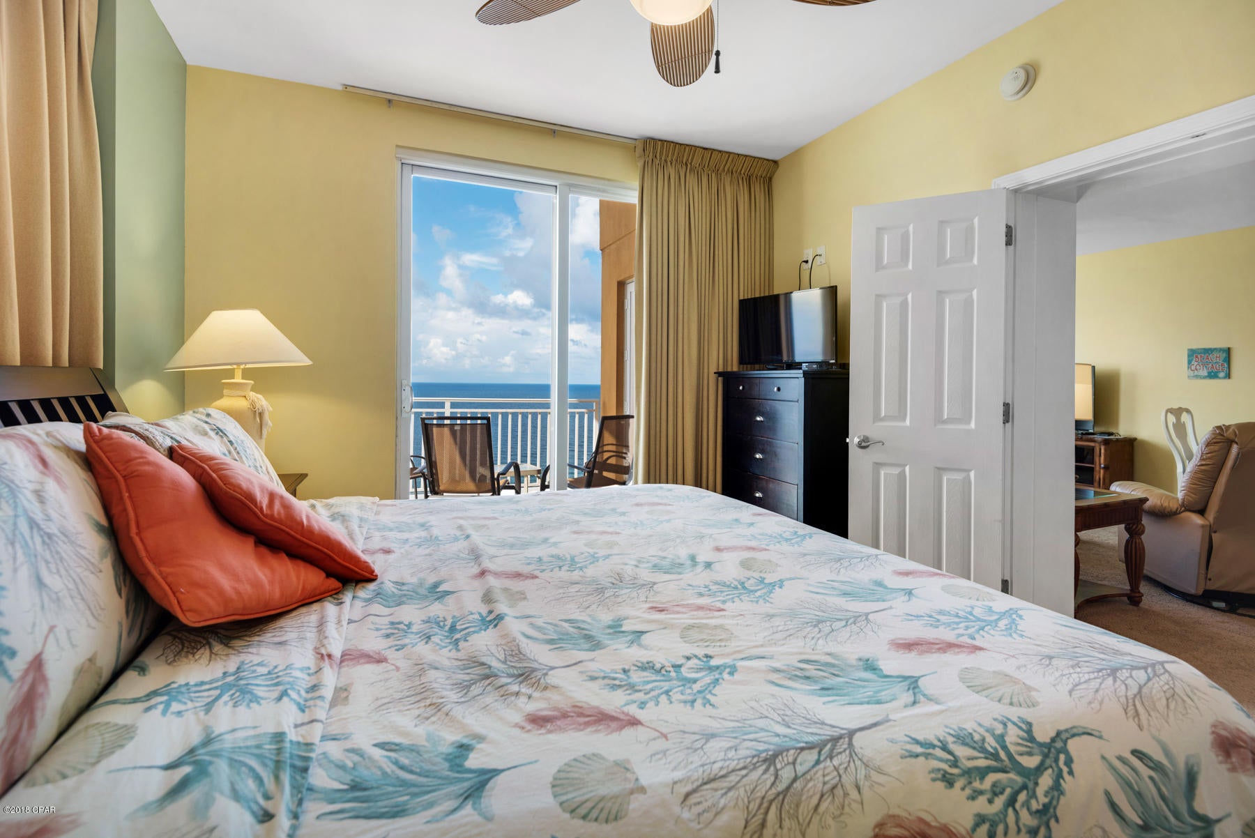 Splash Condo - Residential