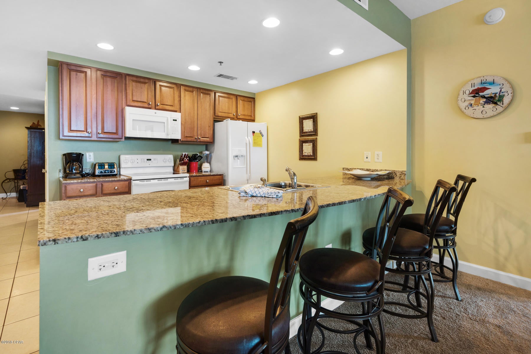 Splash Condo - Residential