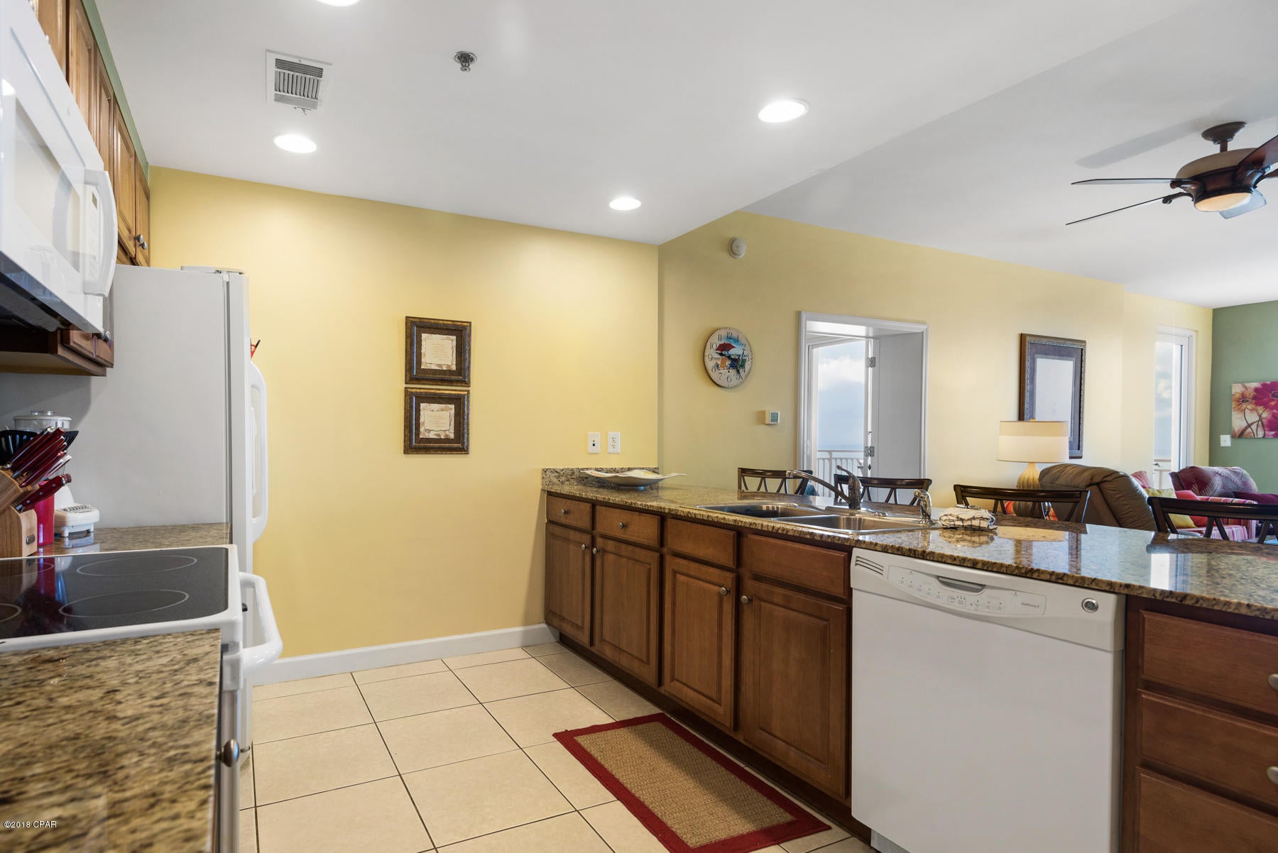 Splash Condo - Residential