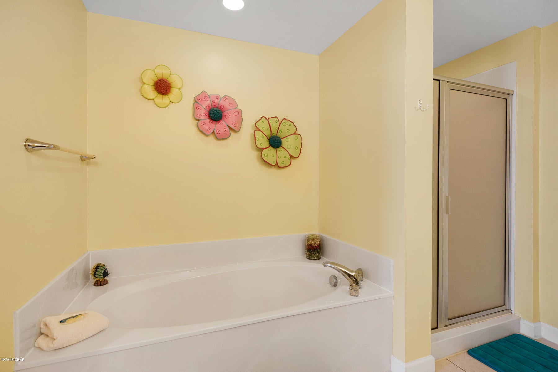 Splash Condo - Residential