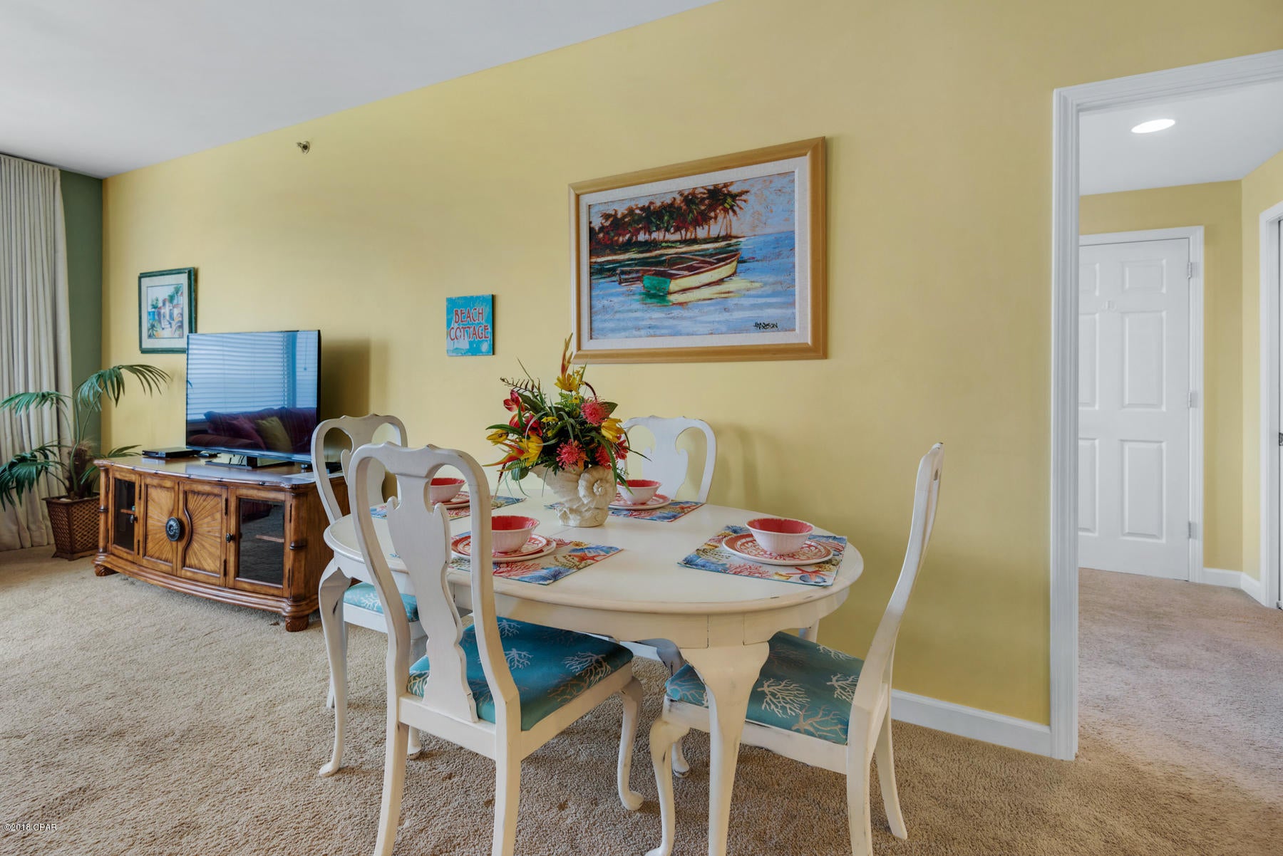 Splash Condo - Residential