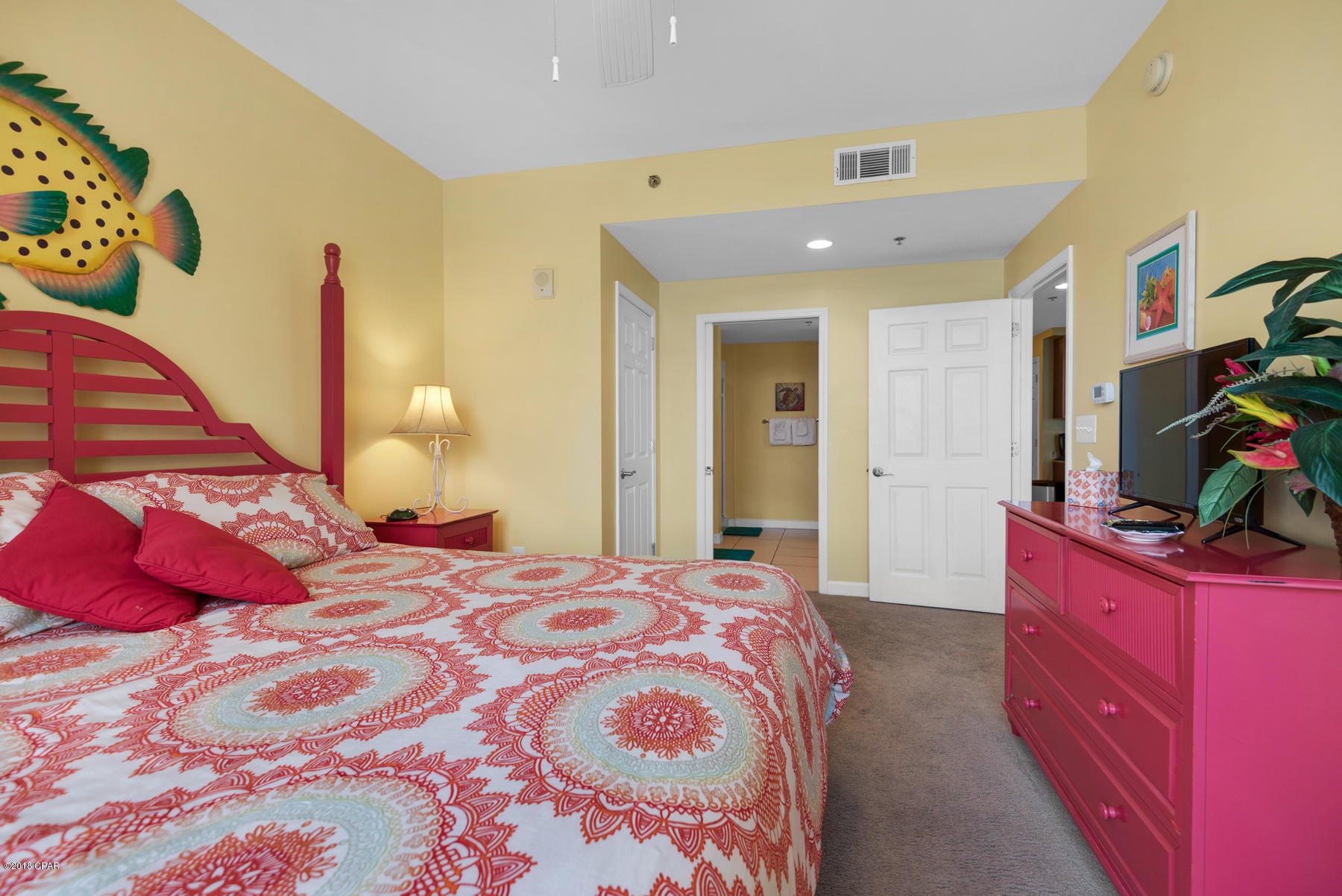 Splash Condo - Residential