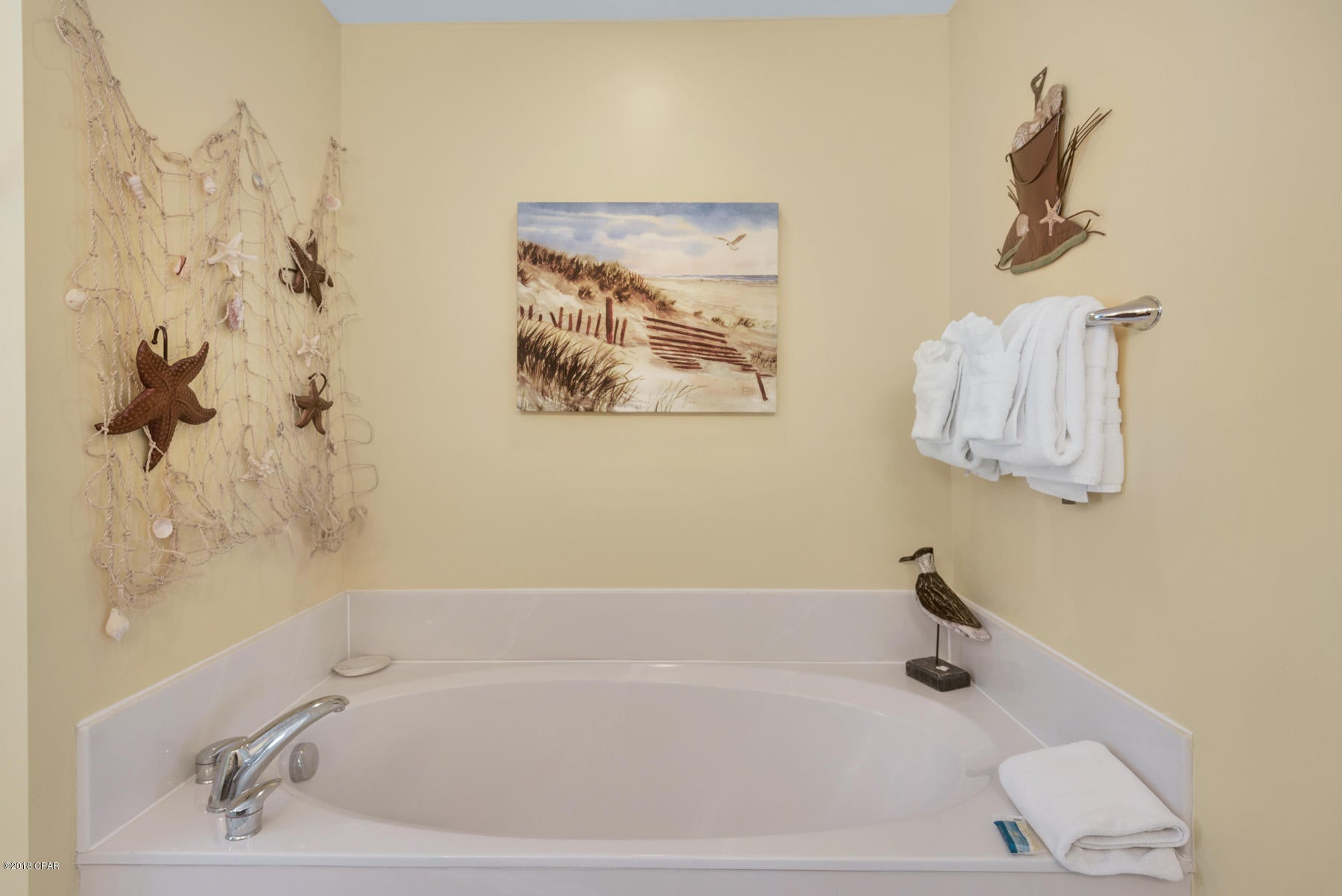 Splash Condo - Residential