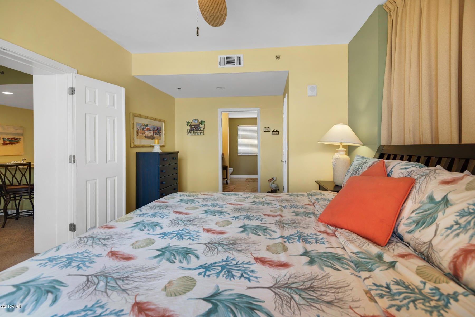 Splash Condo - Residential