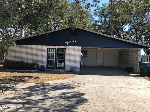 Waterfront home with a family room, fireplace, a living room with a beautiful view of the Bay, a large open kitchen that is perfect for entertaining, a split bedroom floor plan, and fenced backyard. Only 2 miles from TAFB. Half off of the security deposit for active military.



All measurements are approximate.
