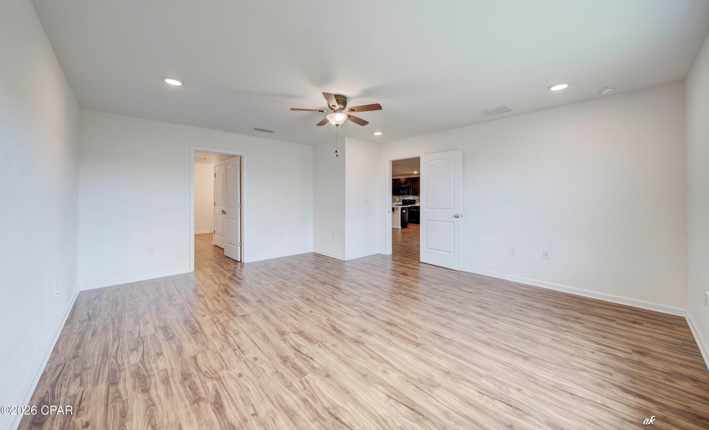 [No Recorded Subdiv] - Residential Lease