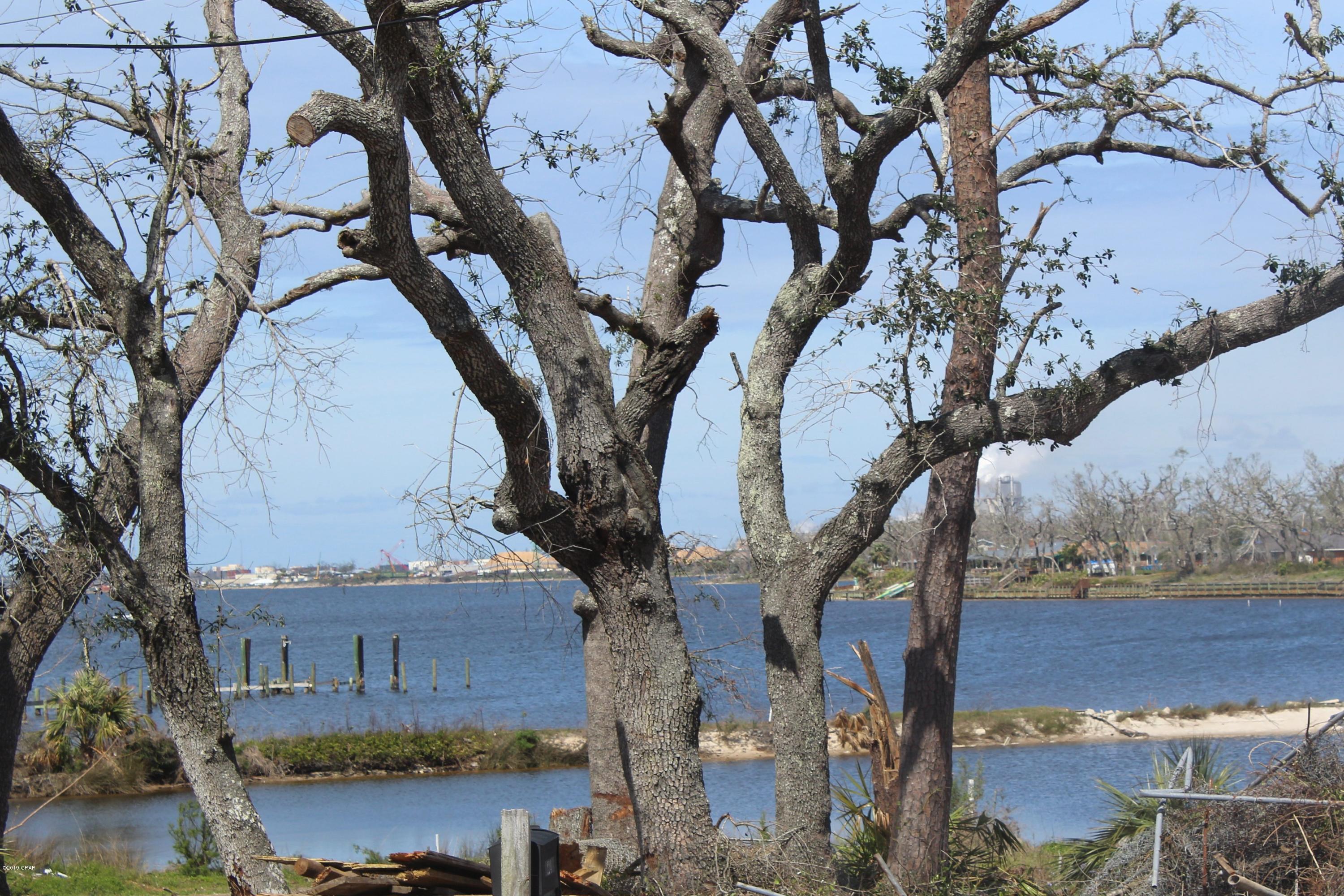 Long Point Park 1st Add - Residential