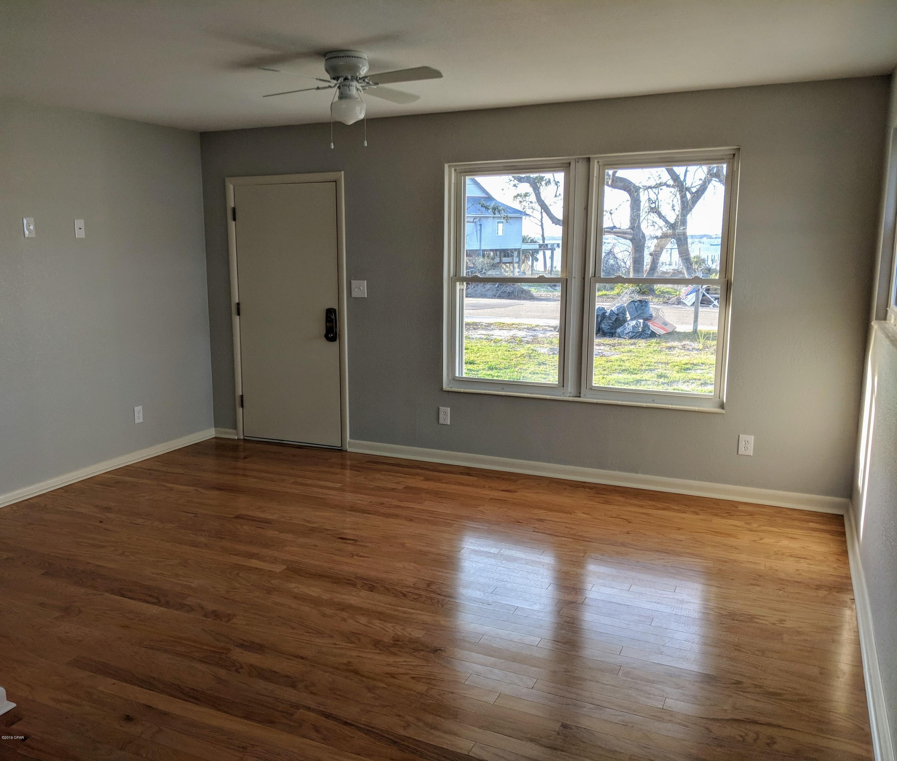 Long Point Park 1st Add - Residential