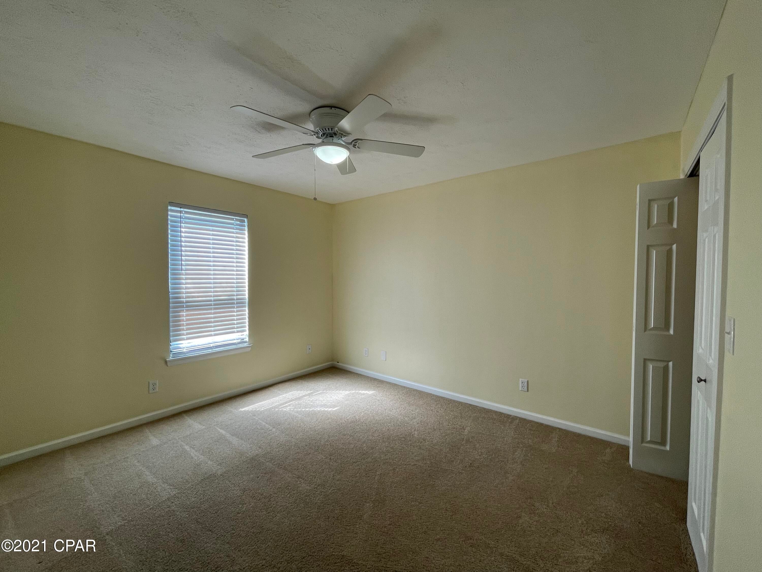 Forest Hills Unit 1 - Residential Lease