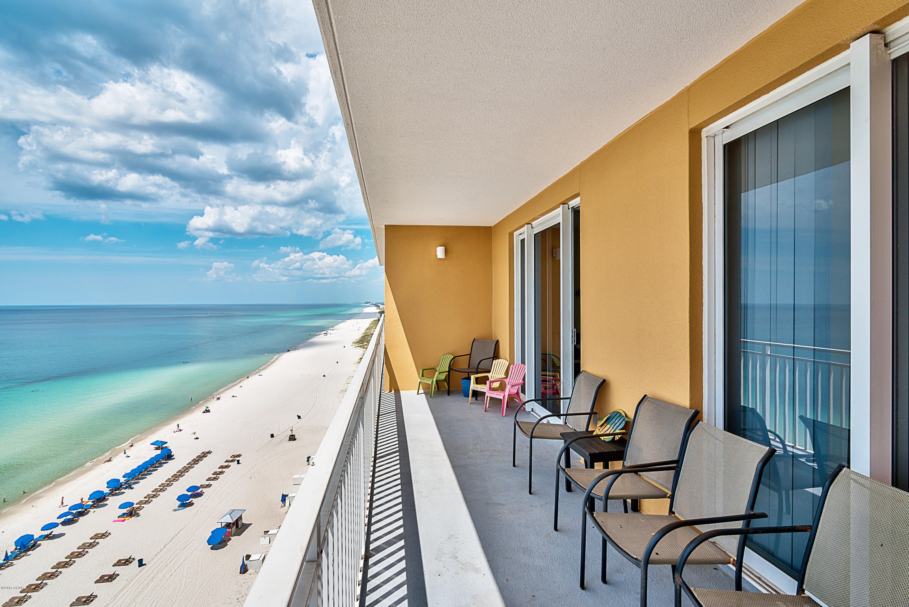 Splash Condo - Residential