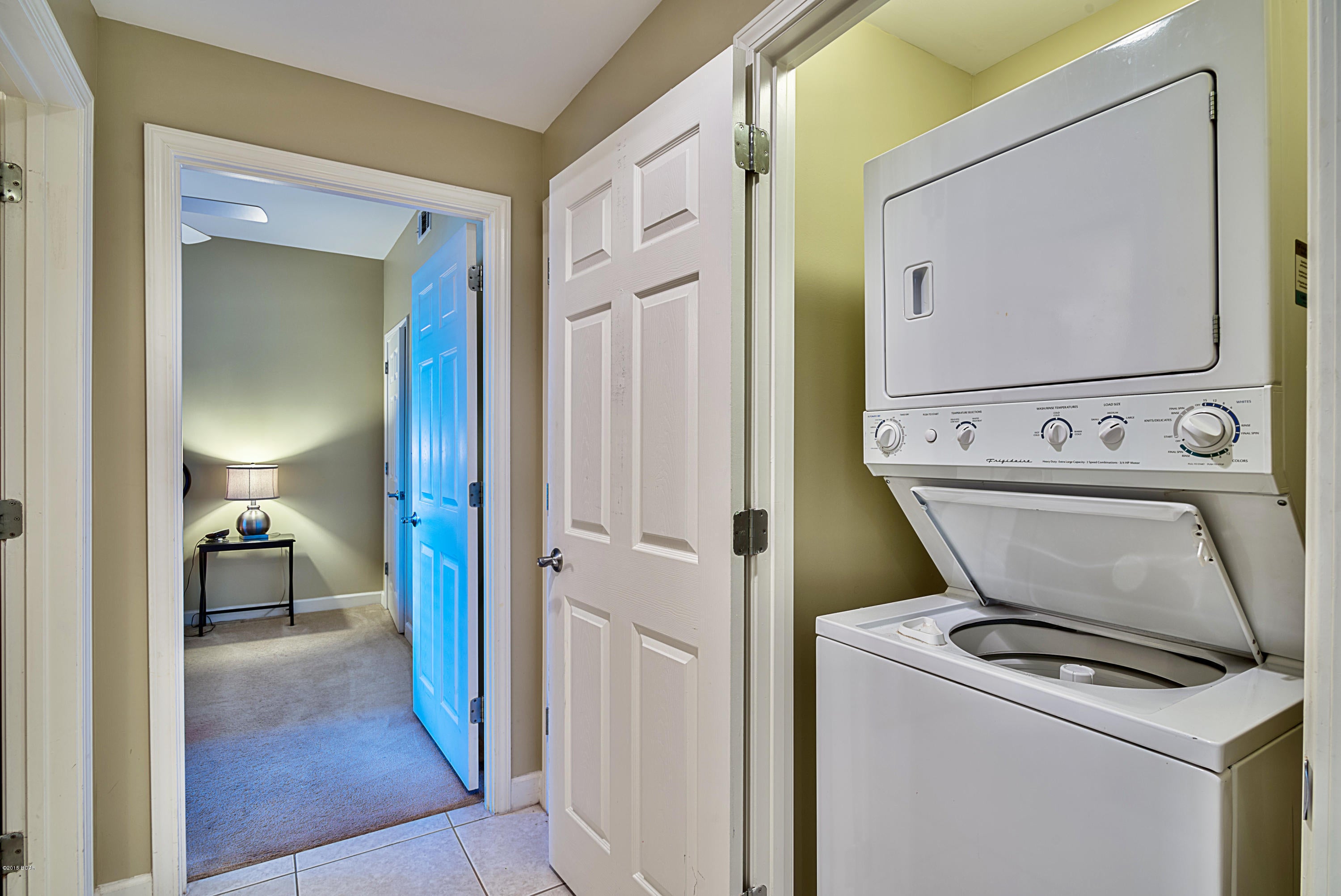 Splash Condo - Residential