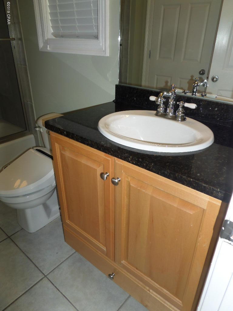 Holiday Beach Unit 16 - Residential Lease