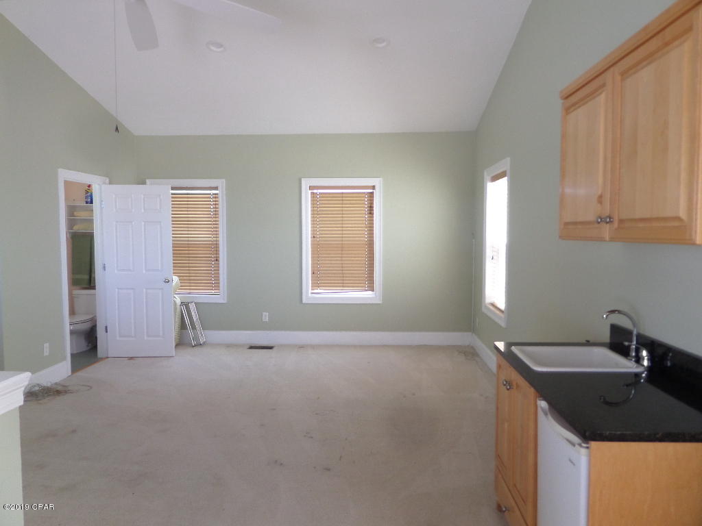 Holiday Beach Unit 16 - Residential Lease