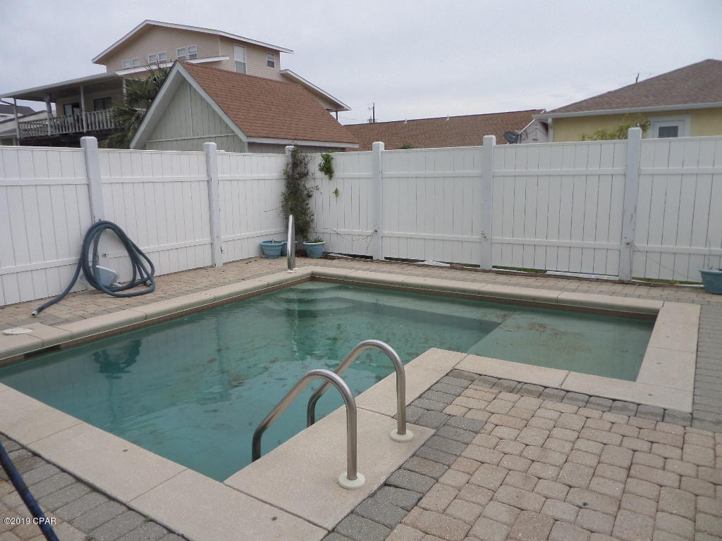 Holiday Beach Unit 16 - Residential Lease