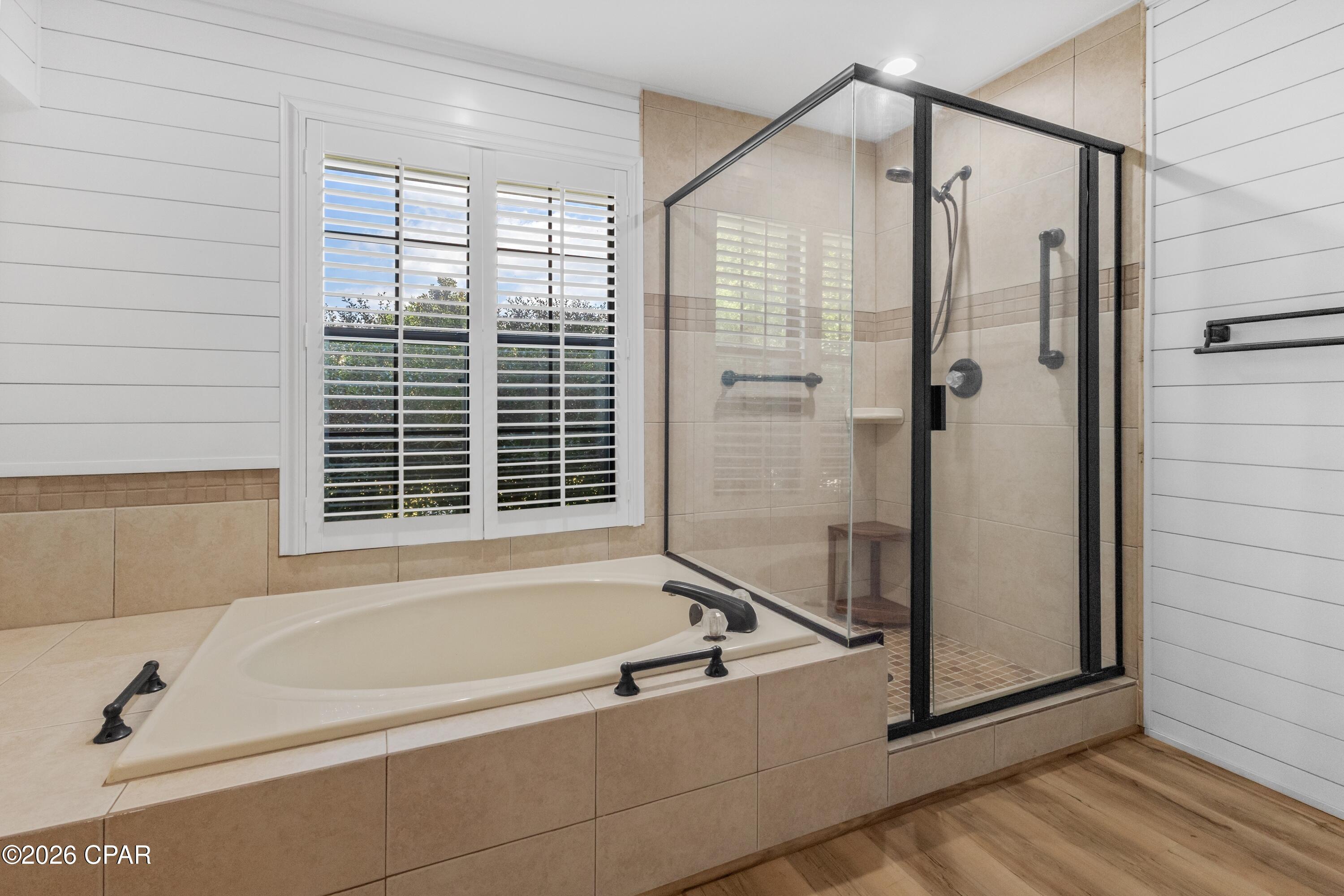 Country Club Harbour Estates - Residential