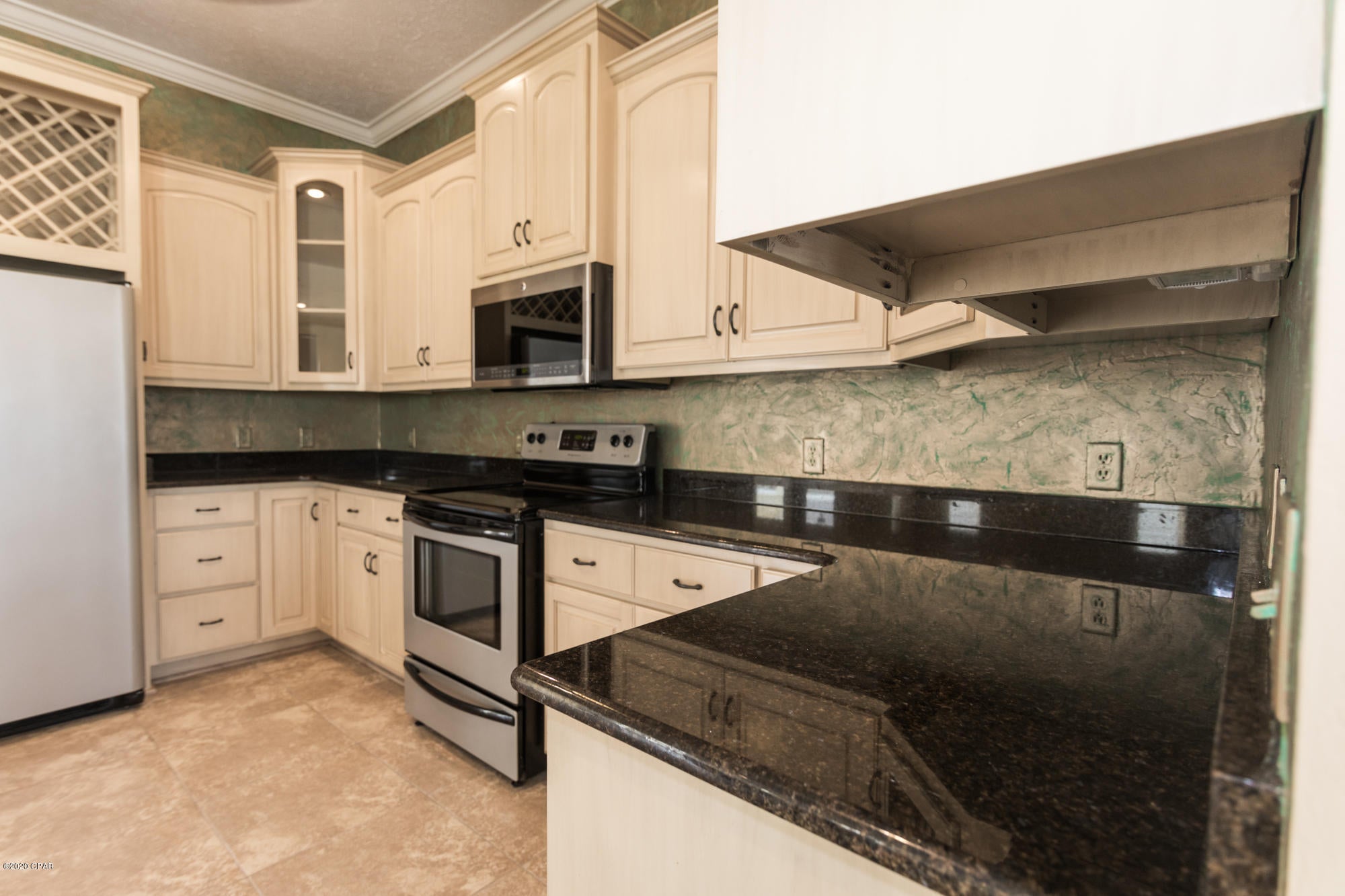 Riverside Park - Residential Lease