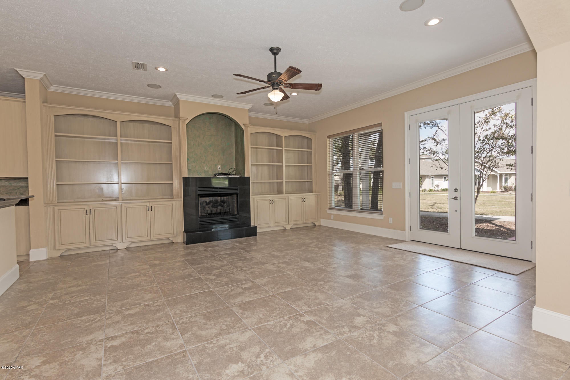 Riverside Park - Residential Lease