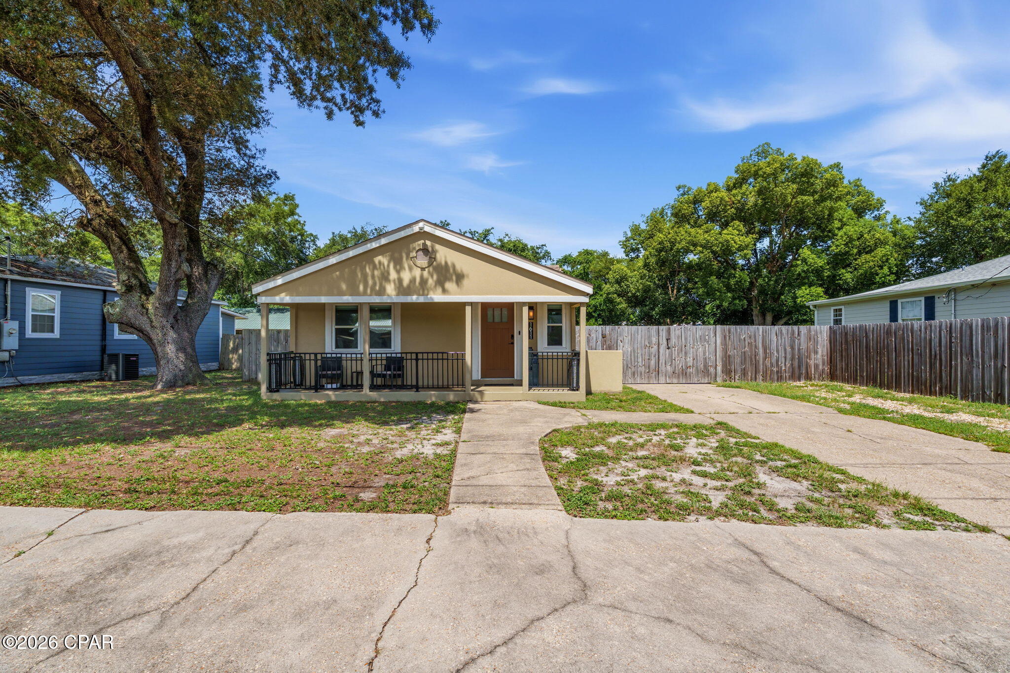 [No Recorded Subdiv] - Residential