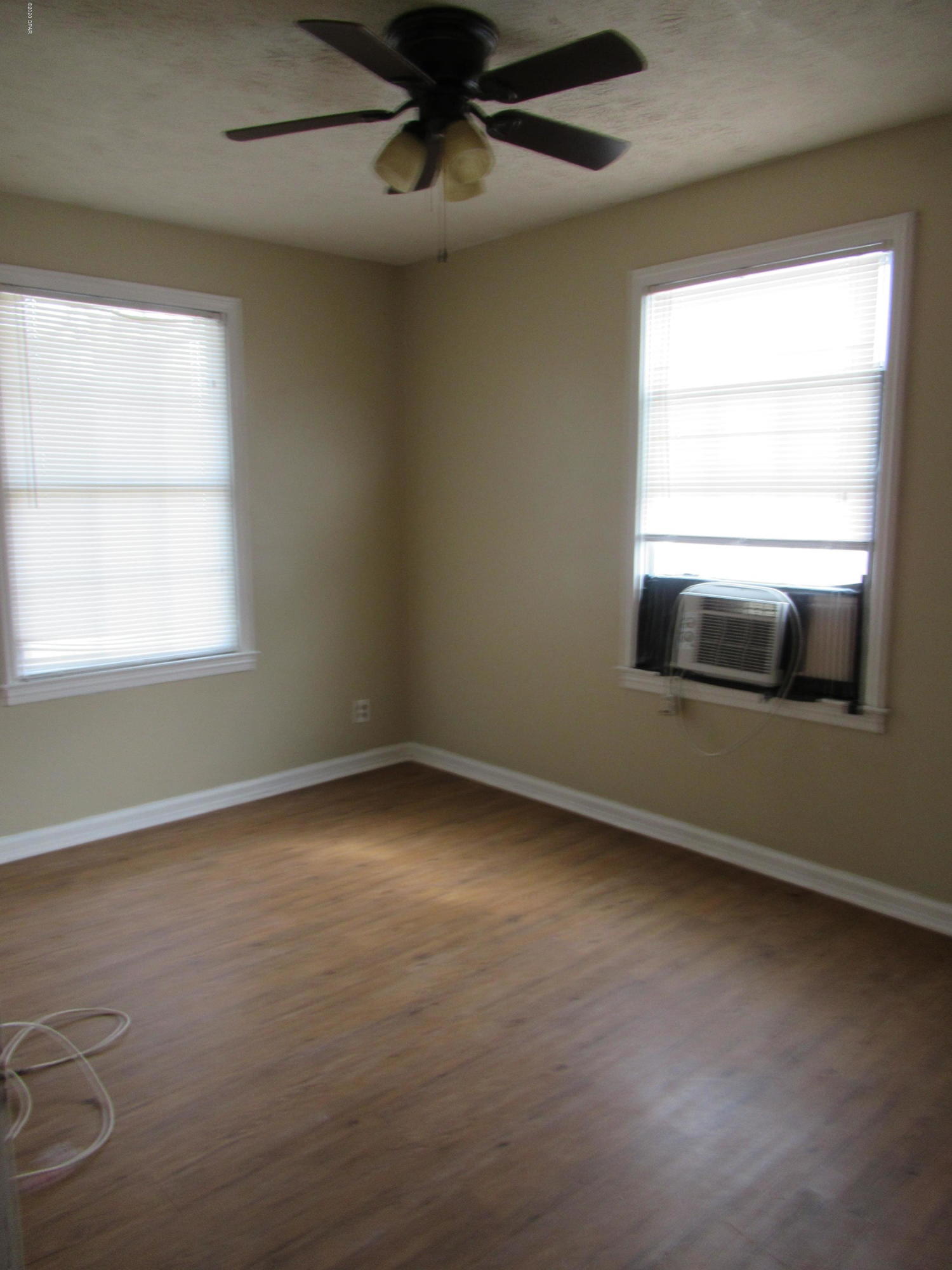 Bunkers Cove - Residential Lease