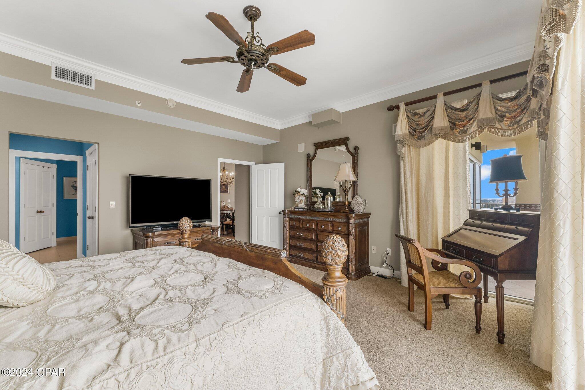 Grande Surf Club Condo - Residential