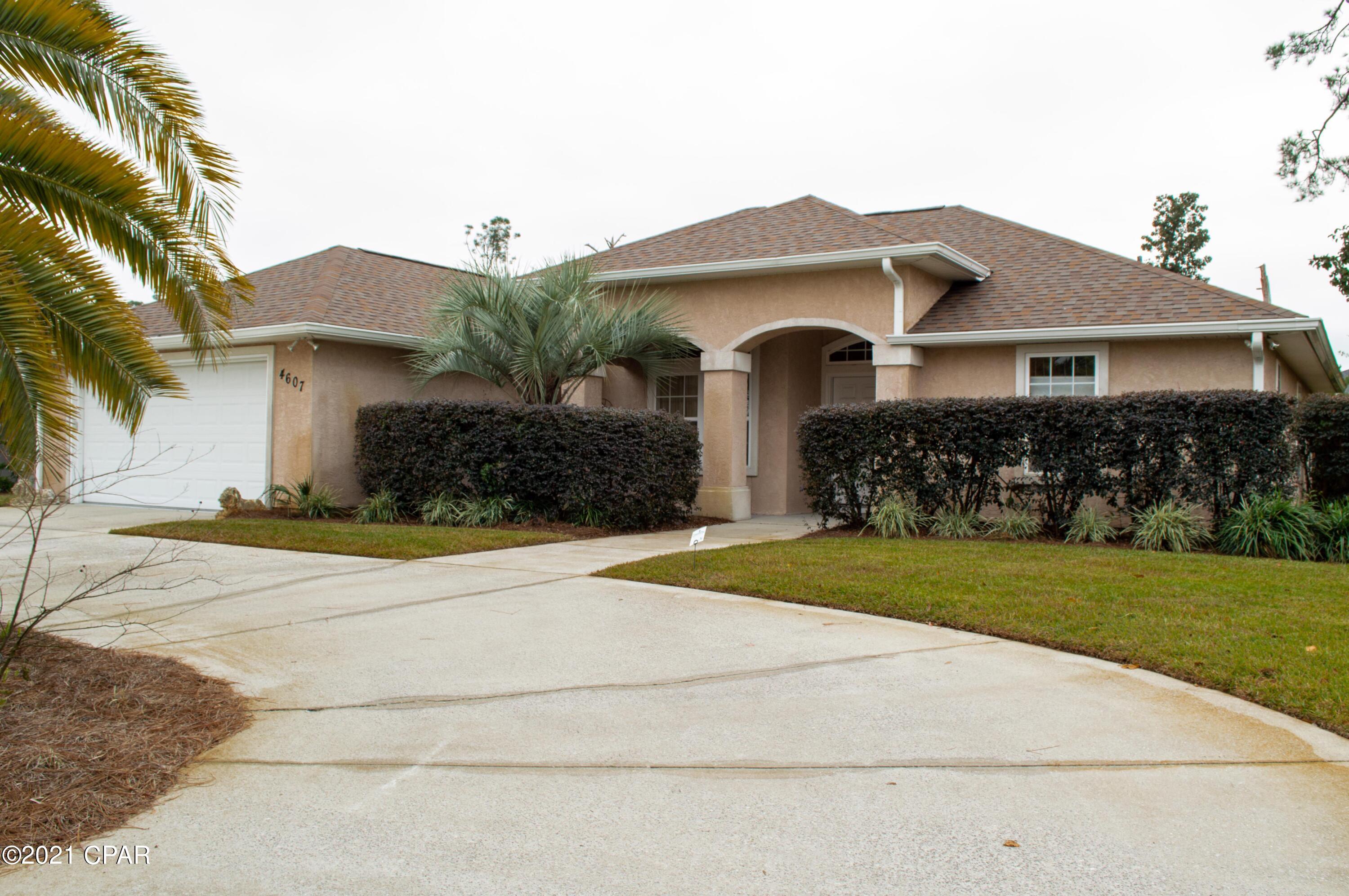 CURRENTLY UNDER CONTRACT, SELLER ACCEPTING BACKUP OFFERS' Now available is this 3BR/2BA home in Magnolia Point at the Preserve. The home has a brand new roof and the AC is less than 2 years old!   The home features a split-bedroom floor plan with a formal dining room, 10' ceilings with crown molding, fireplace, solid-surface countertops,  breakfast room, tray ceiling in the master bedroom, soaking tub, a covered patio, sprinkler system on private well, and a two car garage with circular driveway.  The home is near Bay Point Golf Course, the Navy base, several marinas, shopping, schools, etc....  Great location and floor plan!  All info approx and must be verified by Buyers if important.