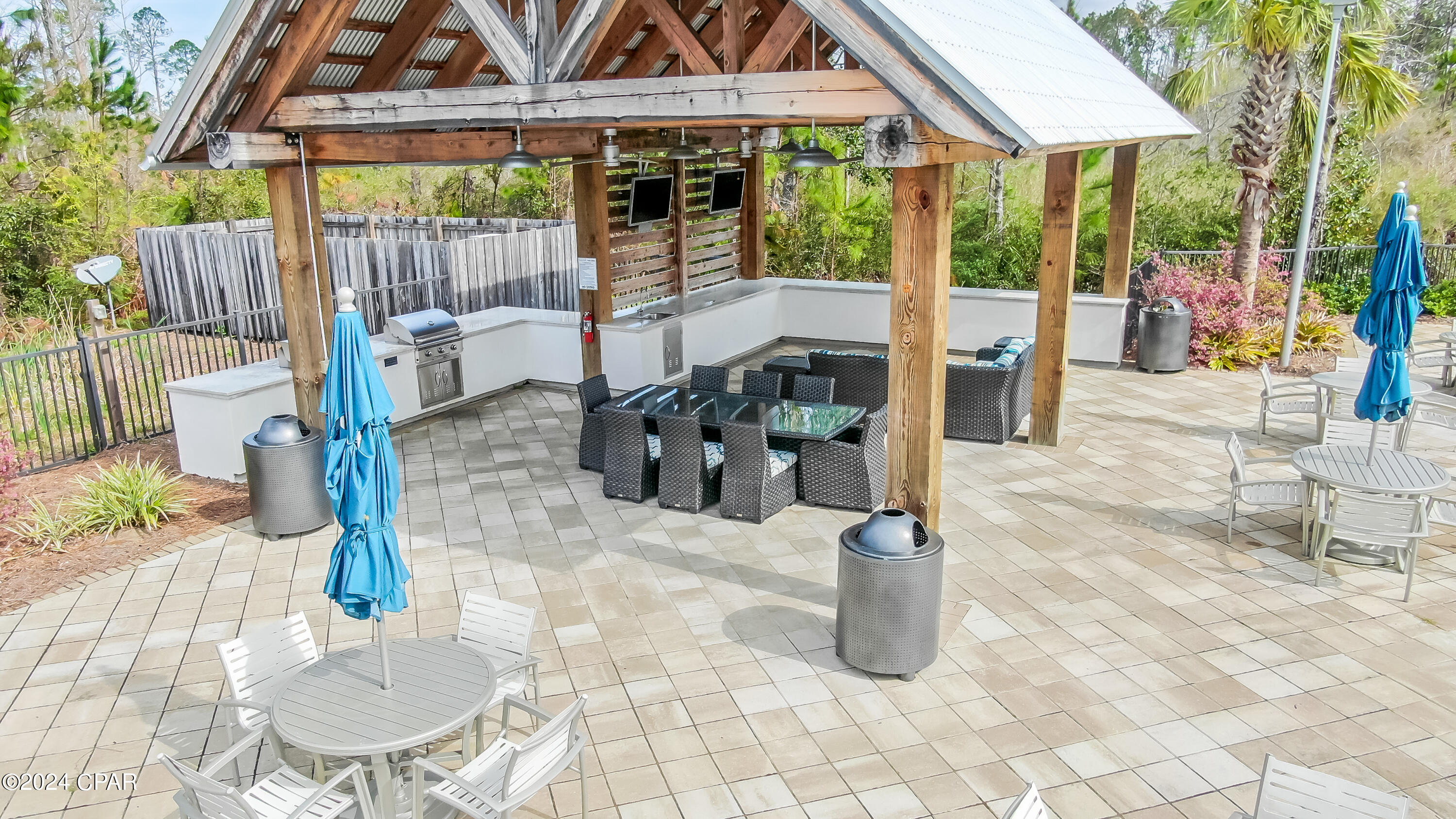 Fanning Bayou - Residential Lease