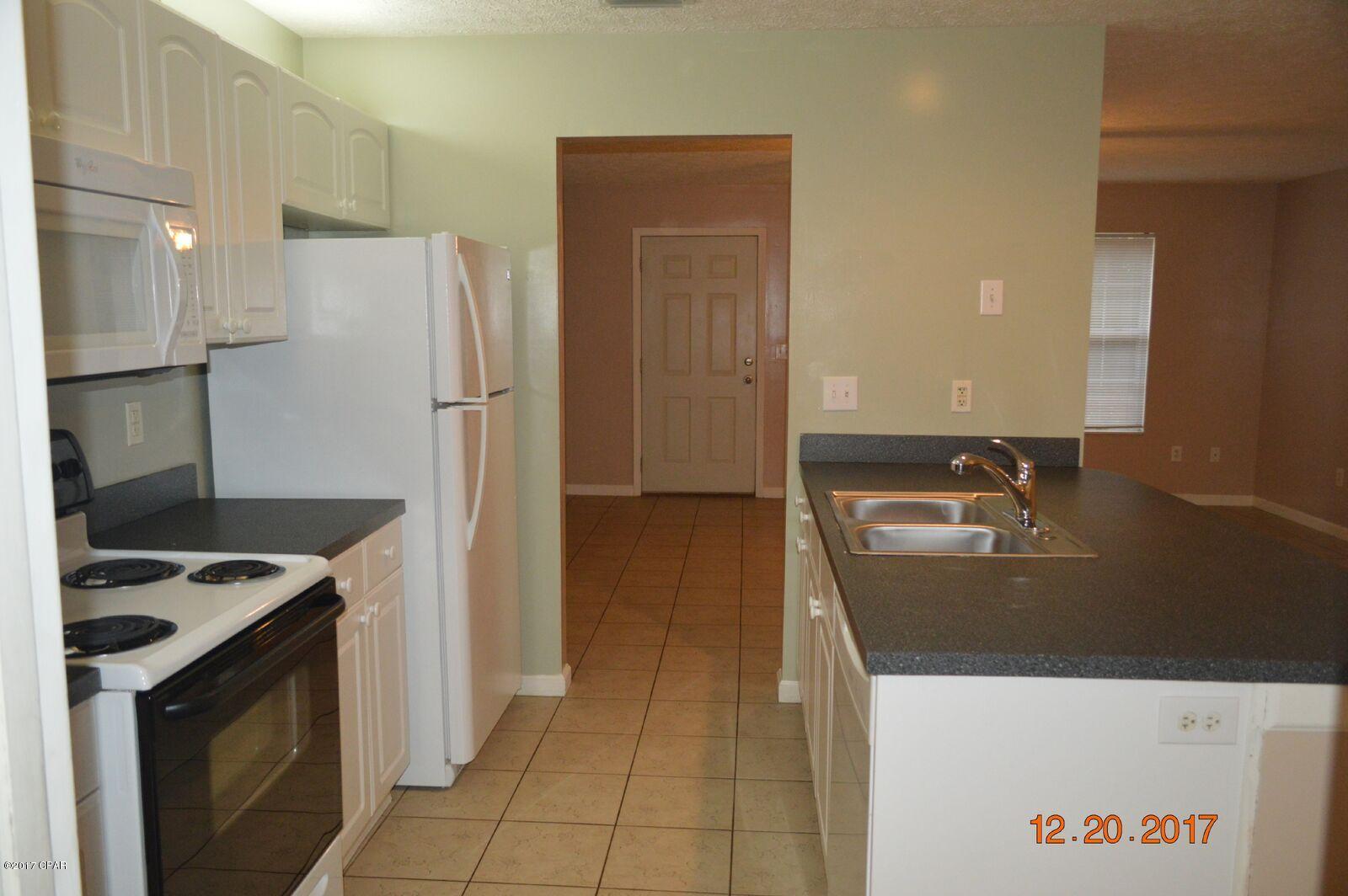 St A B Dev Co - Residential Lease