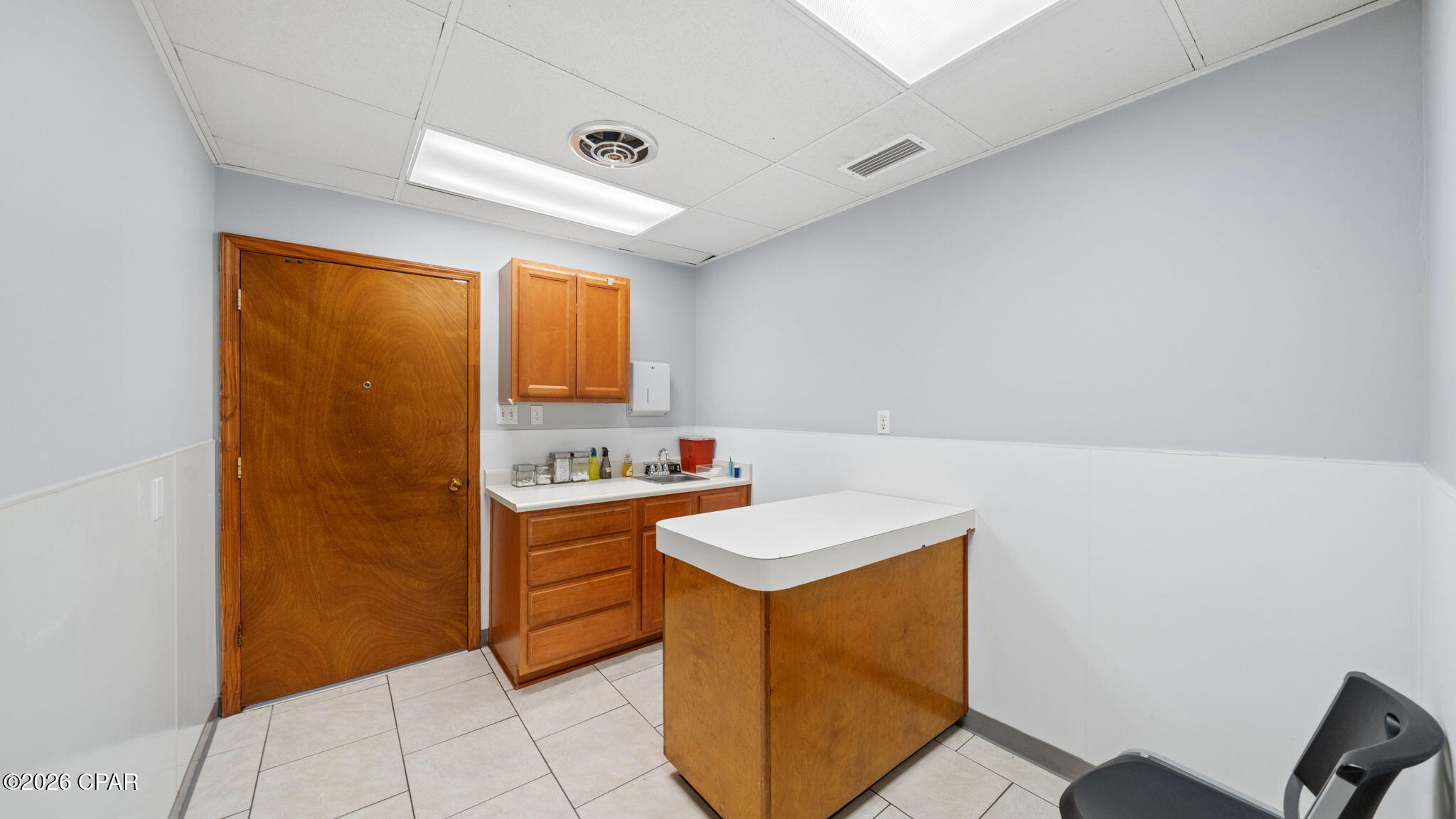 Thousand Oaks - Commercial Sale