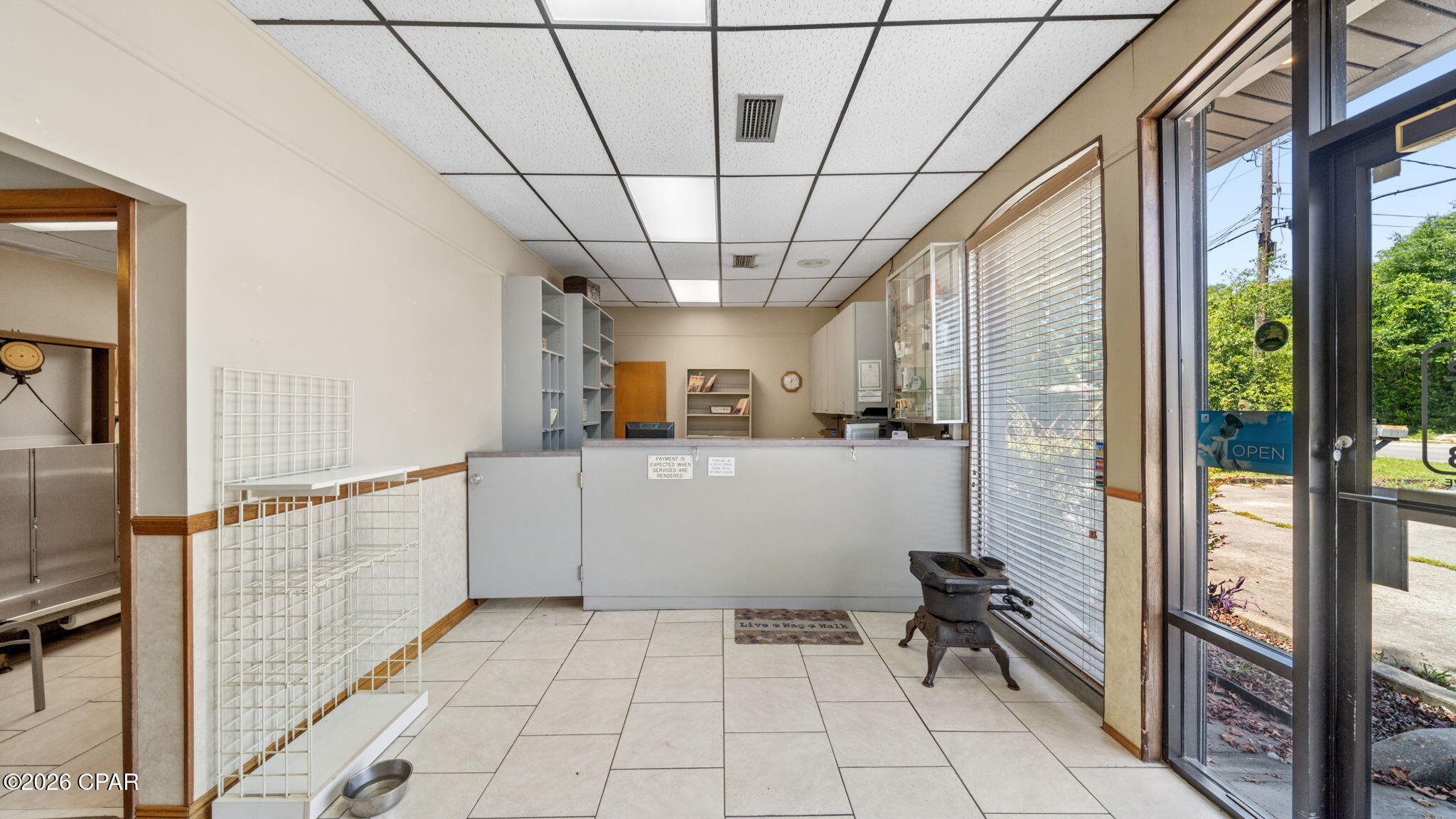 Thousand Oaks - Commercial Sale