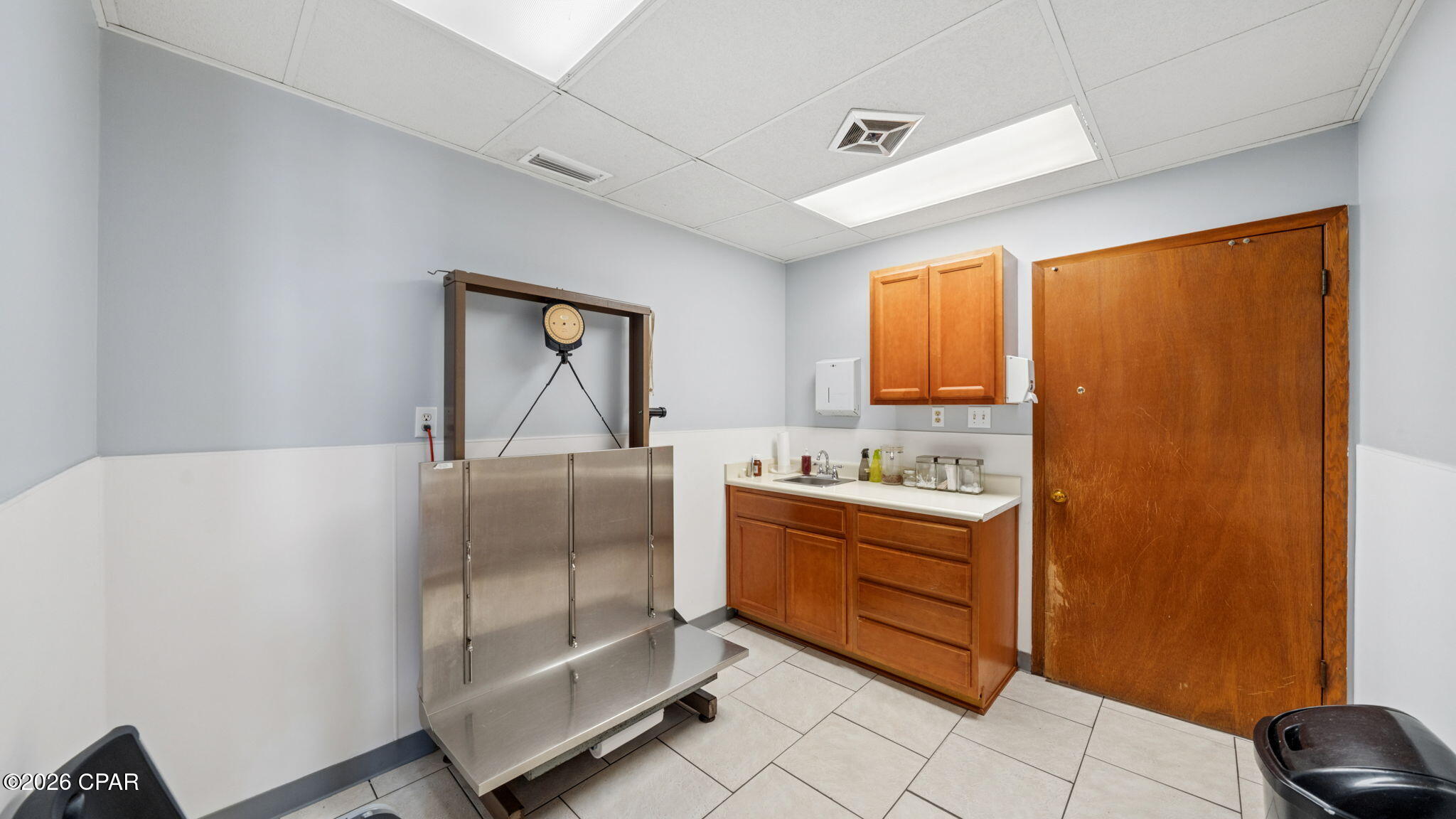 Thousand Oaks - Commercial Sale