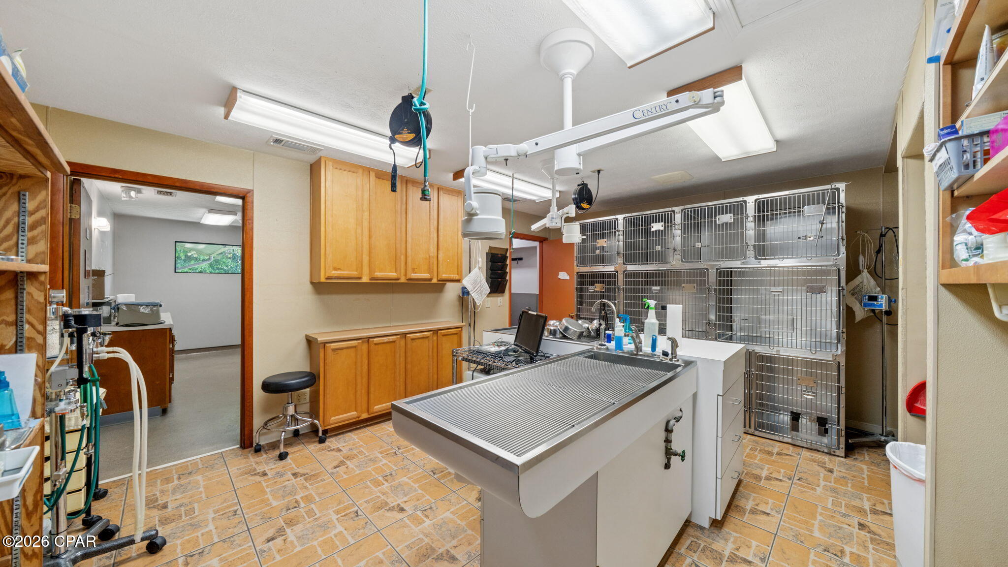 Thousand Oaks - Commercial Sale