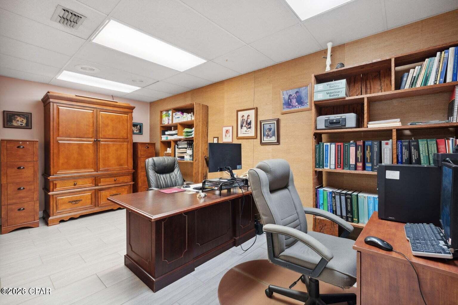 Thousand Oaks - Commercial Sale