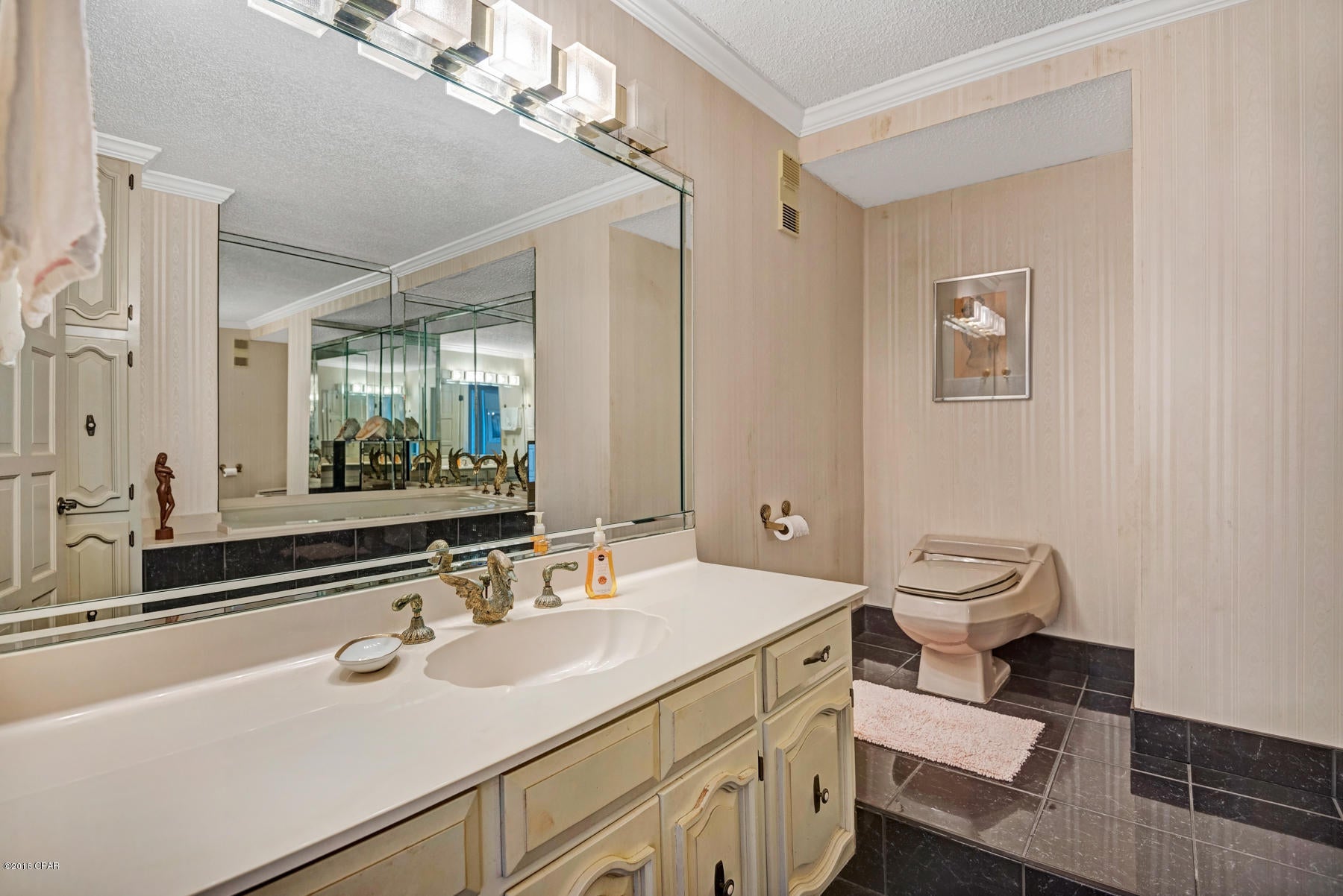 Regency Towers - Residential
