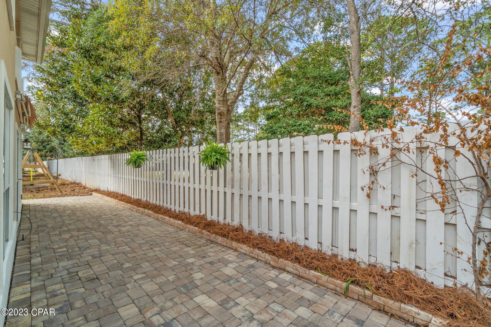 Lagoon Estates - Residential