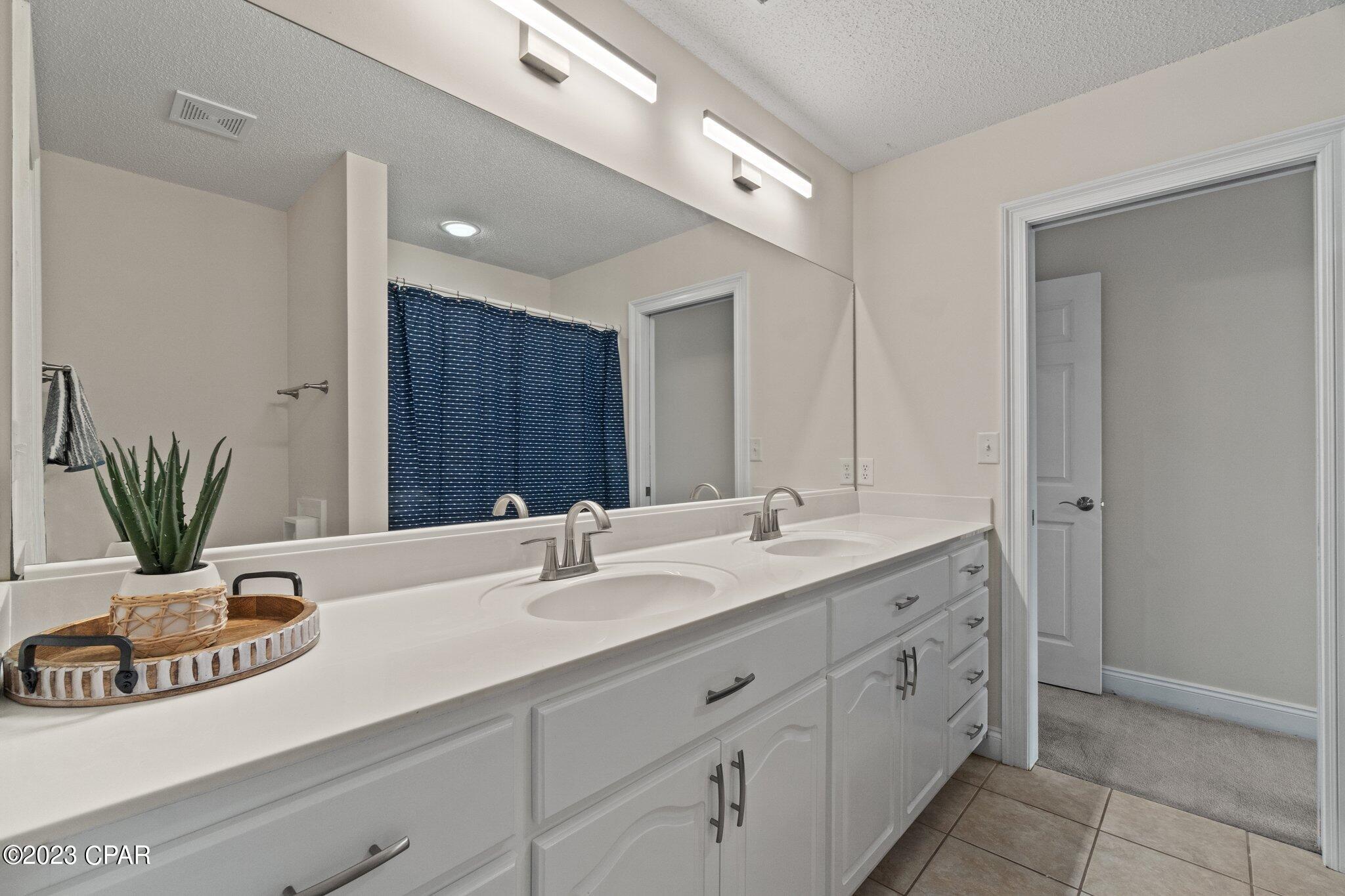Lagoon Estates - Residential