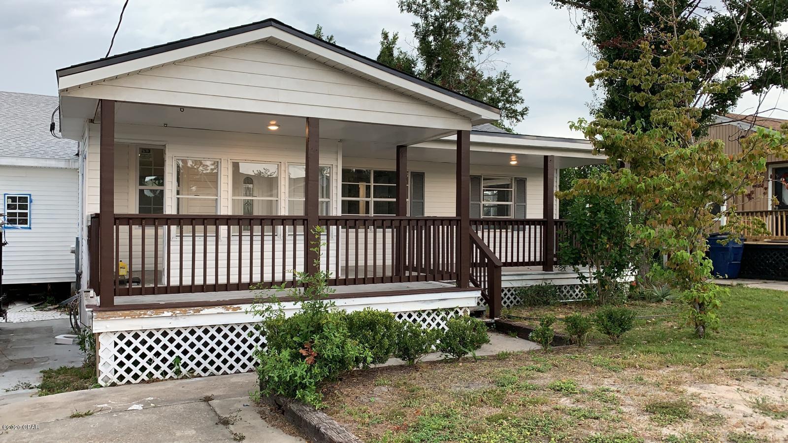 ***Extremely motivated Landlord with flexible terms*** Huge, and elegant white 6 bedrooms house / 3 baths. One of the biggest house in The Cove neighborhood 2,765 Sqft.* Centrally located within walking distance to Cherry, Jinks, and Bay Schools, and short drive to Tyndall AFB, as well as down town * 4 Parking spaces, and great patio area for kids playground, BBQ, pets, you can even install an above ground pool for this summer! *** Completely renovated with modern finishes, recessed lighting, stainless steel appliances, and Landlord is even willing to make any necessary changes for the tenant's comfort...It won't last ***