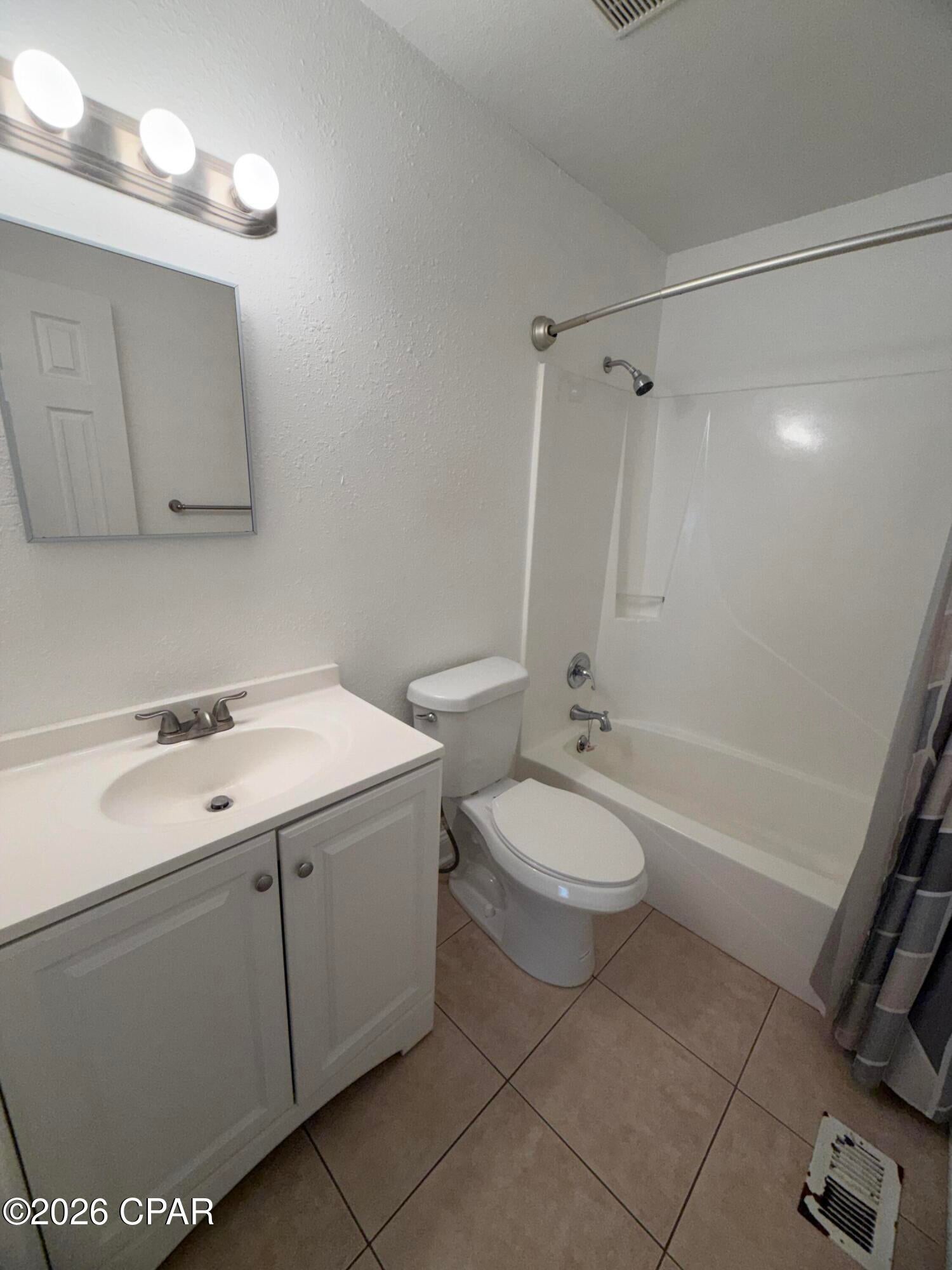 Cherry Hill Unit 1 - Residential Lease