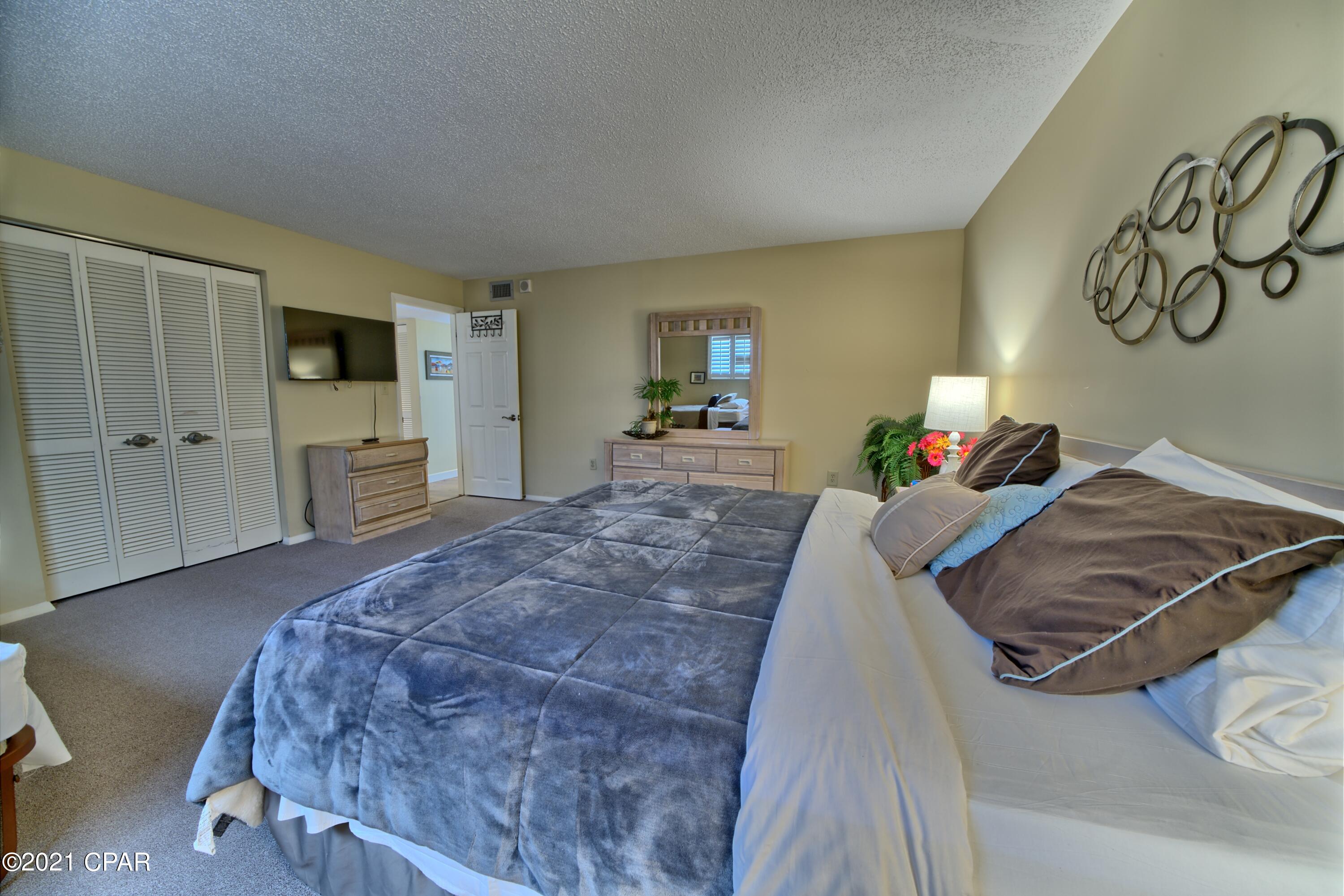 Regency Towers - Residential