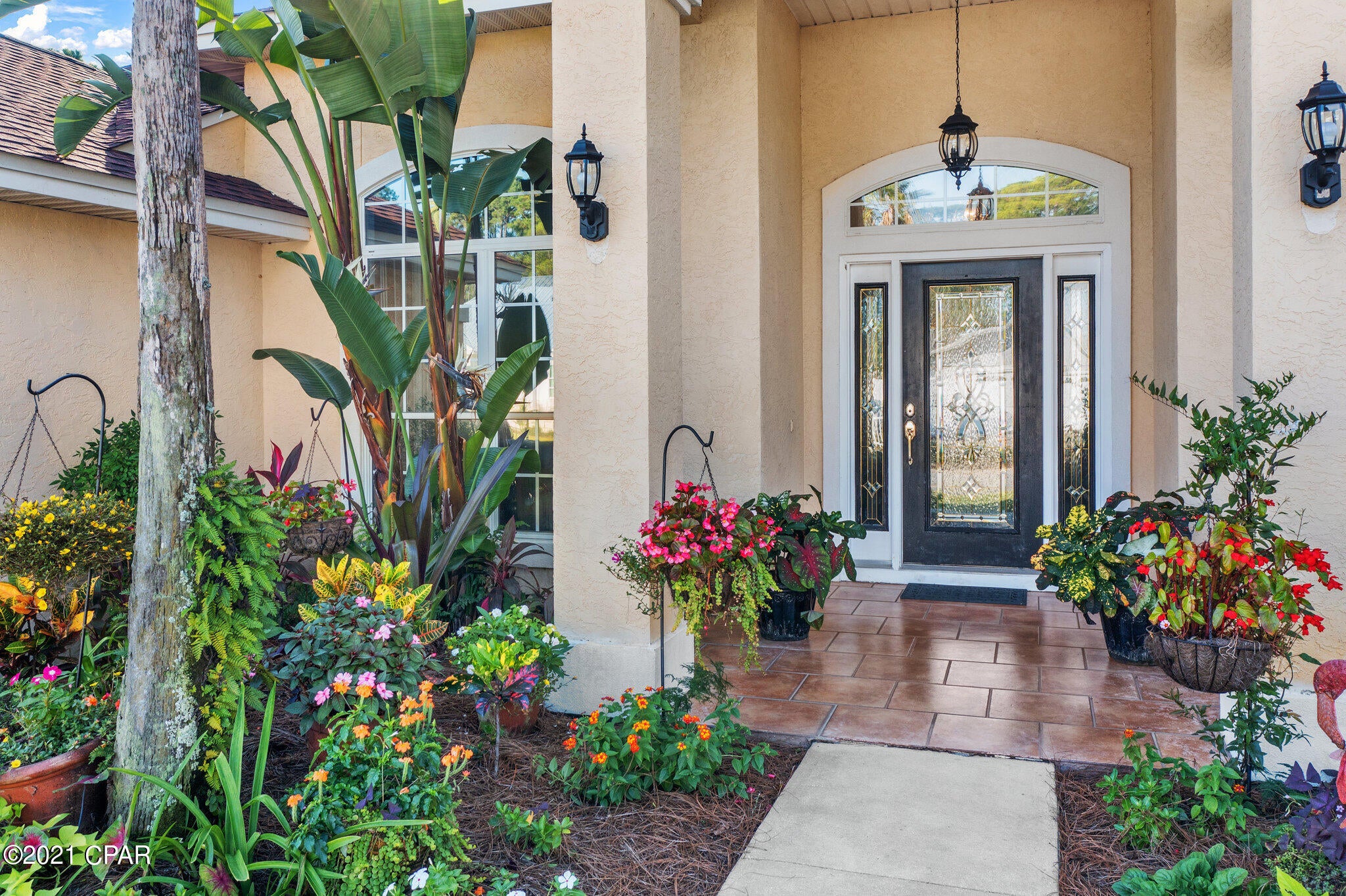 Jamaican Lake Condos - Residential