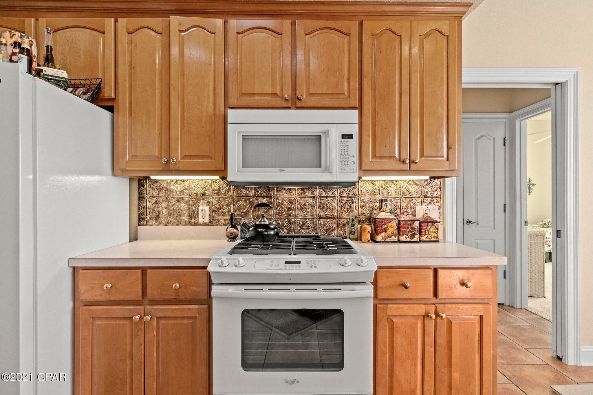Jamaican Lake Condos - Residential