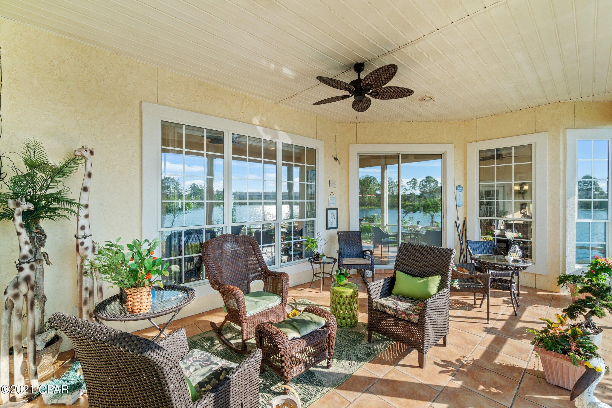 Jamaican Lake Condos - Residential