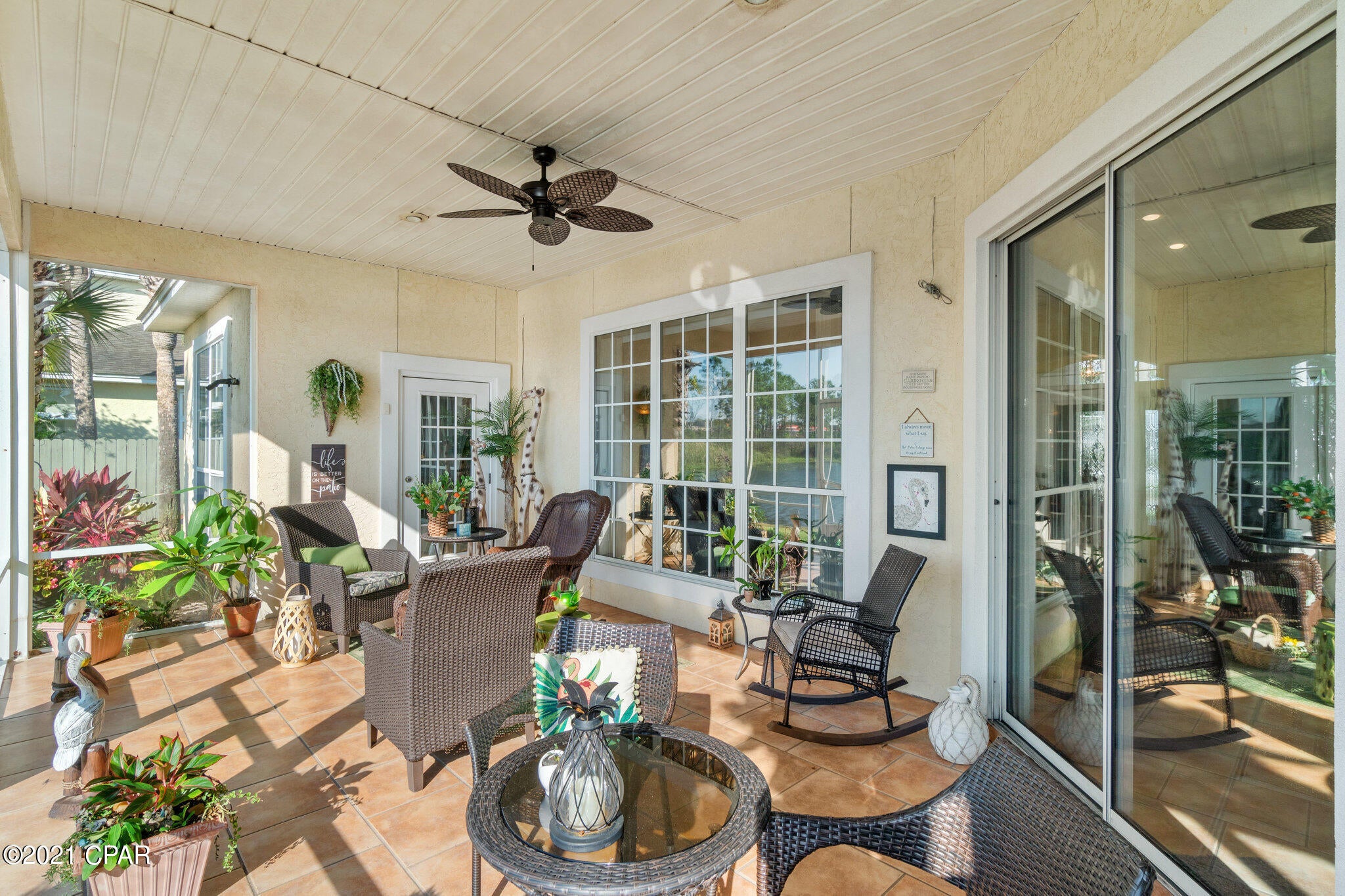 Jamaican Lake Condos - Residential
