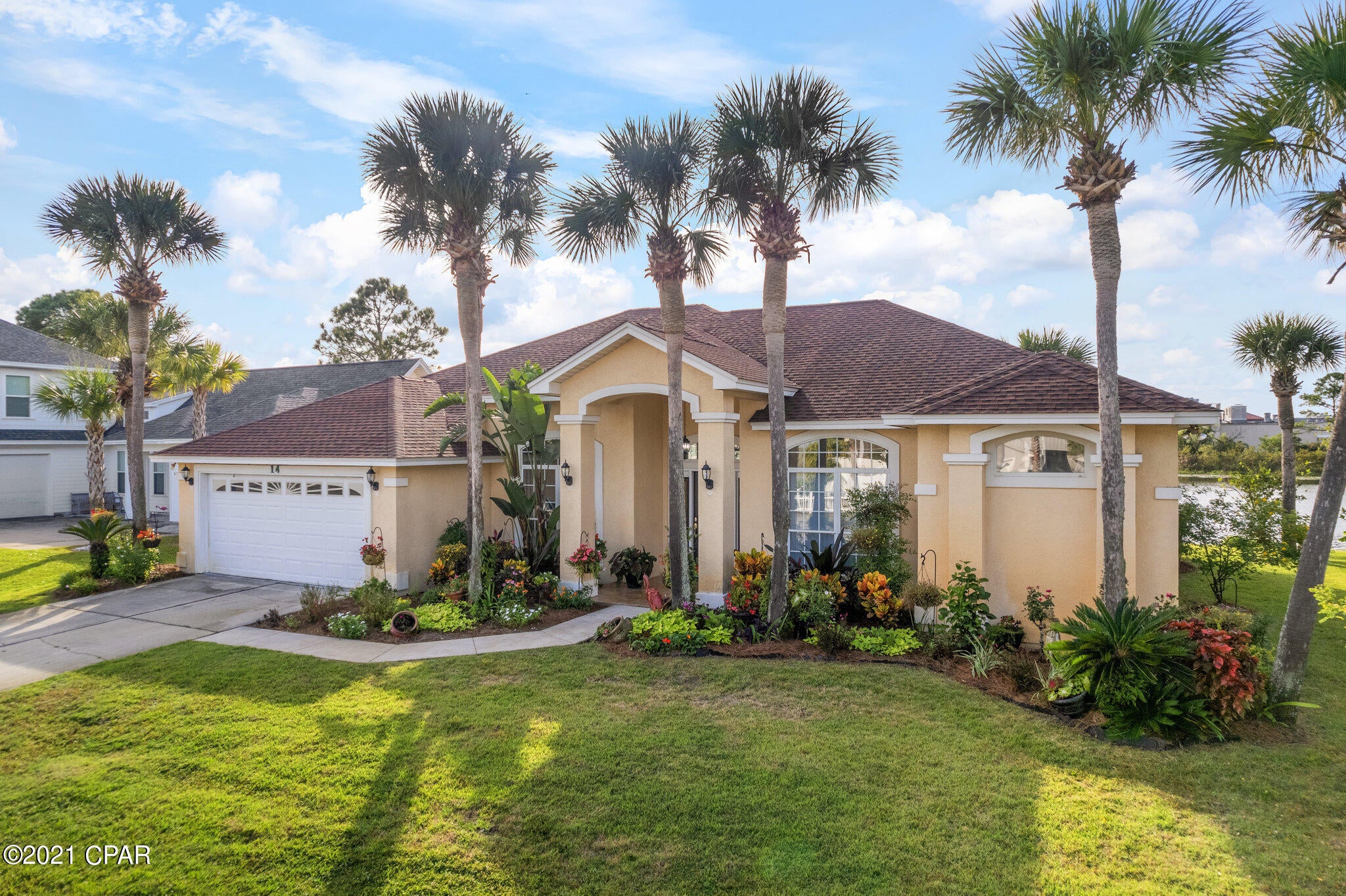 Jamaican Lake Condos - Residential