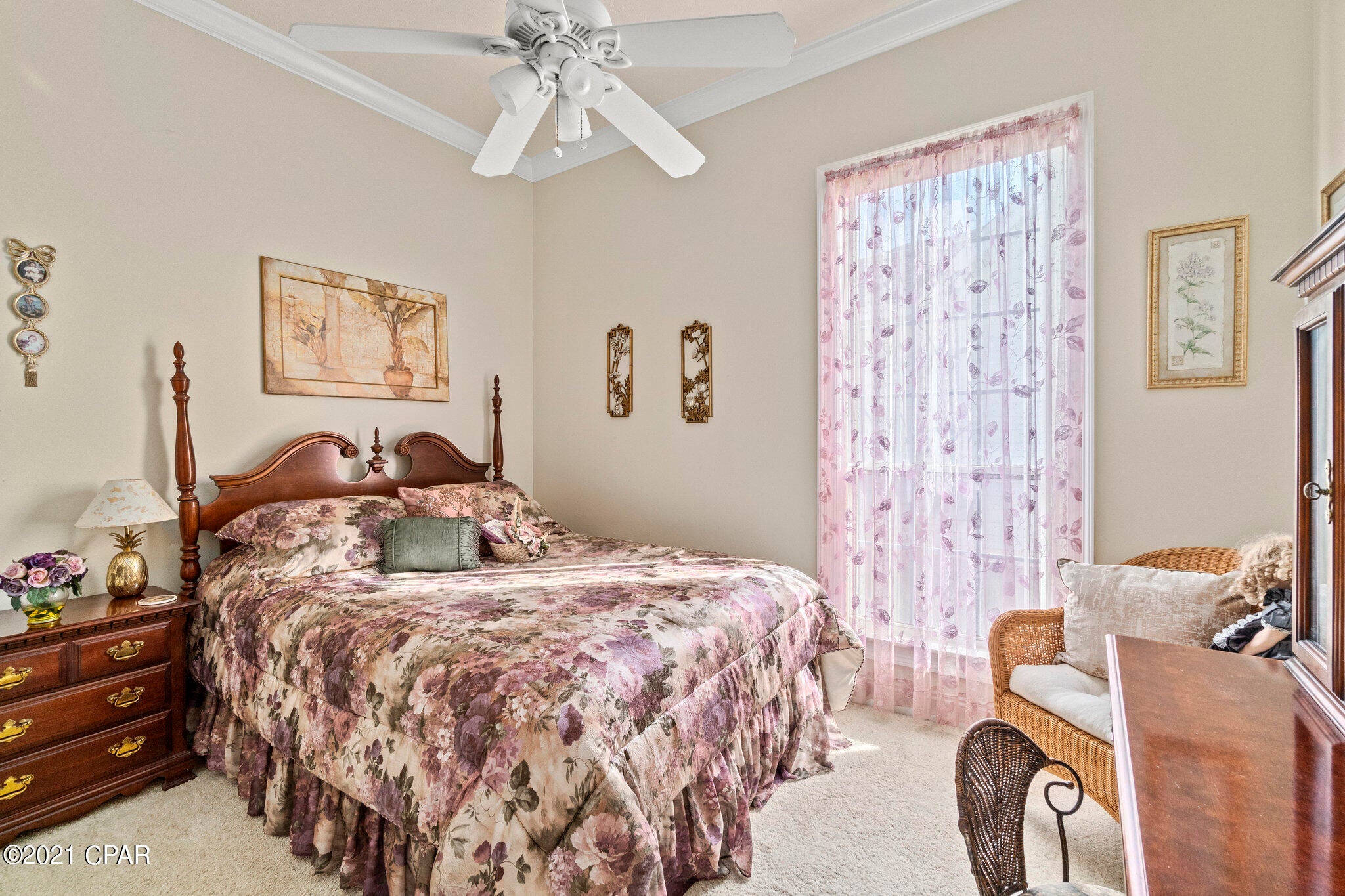 Jamaican Lake Condos - Residential