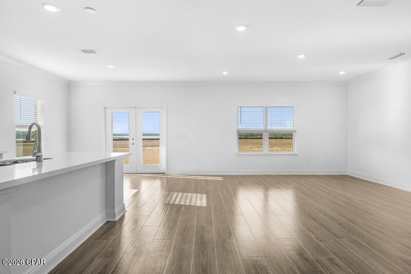 Lake Merial - Residential