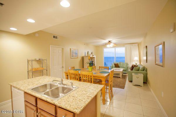Splash Condo - Residential