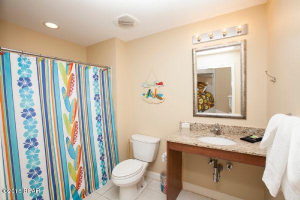 Splash Condo - Residential