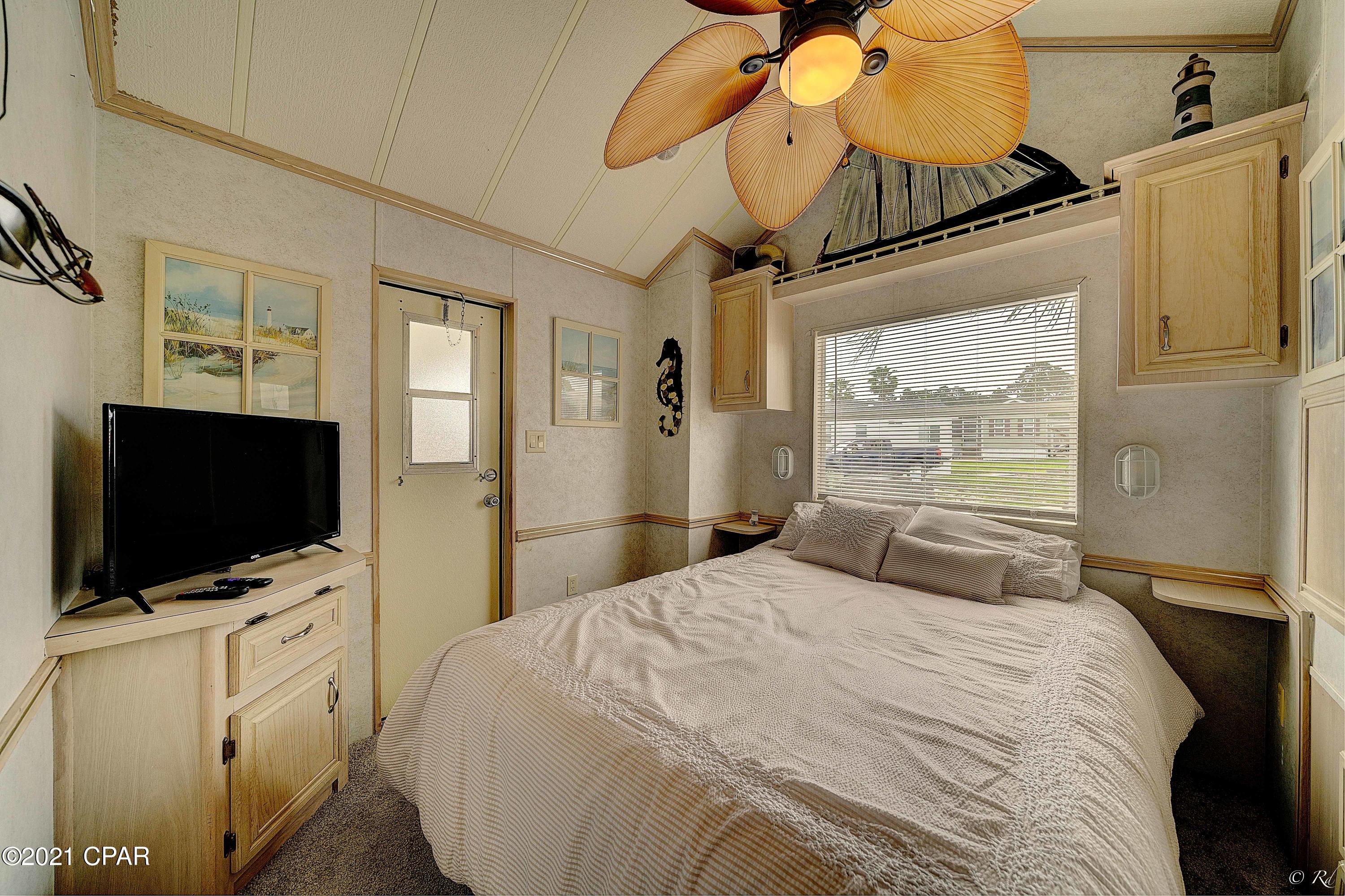 Emerald Pointe Resort - Residential